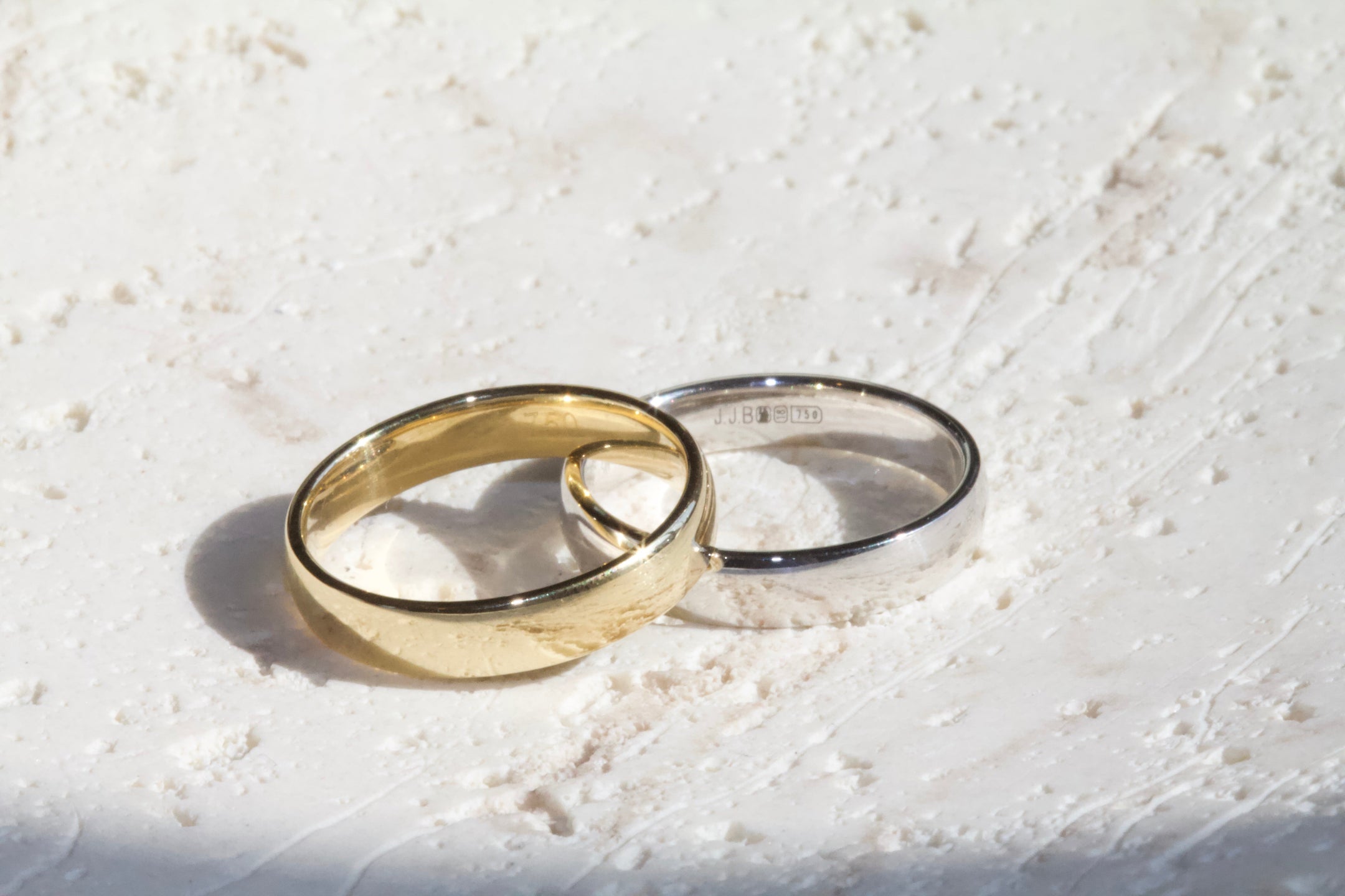 Gents Classic Gold Wedding Rings