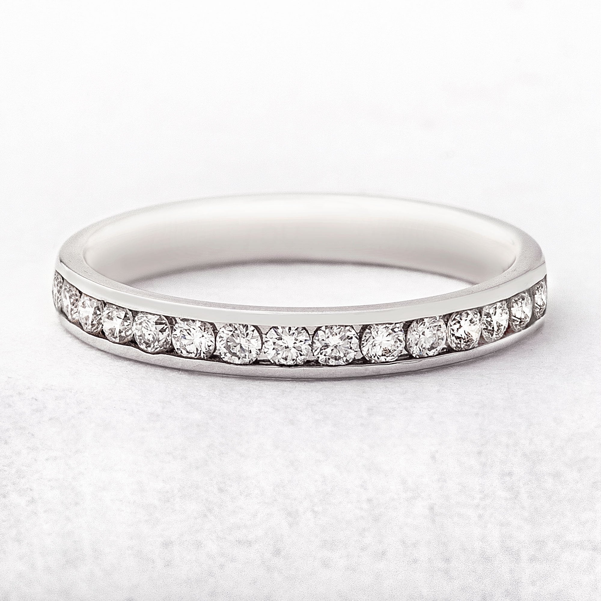 0.20ct Diamond Channel Setting Wedding Ring