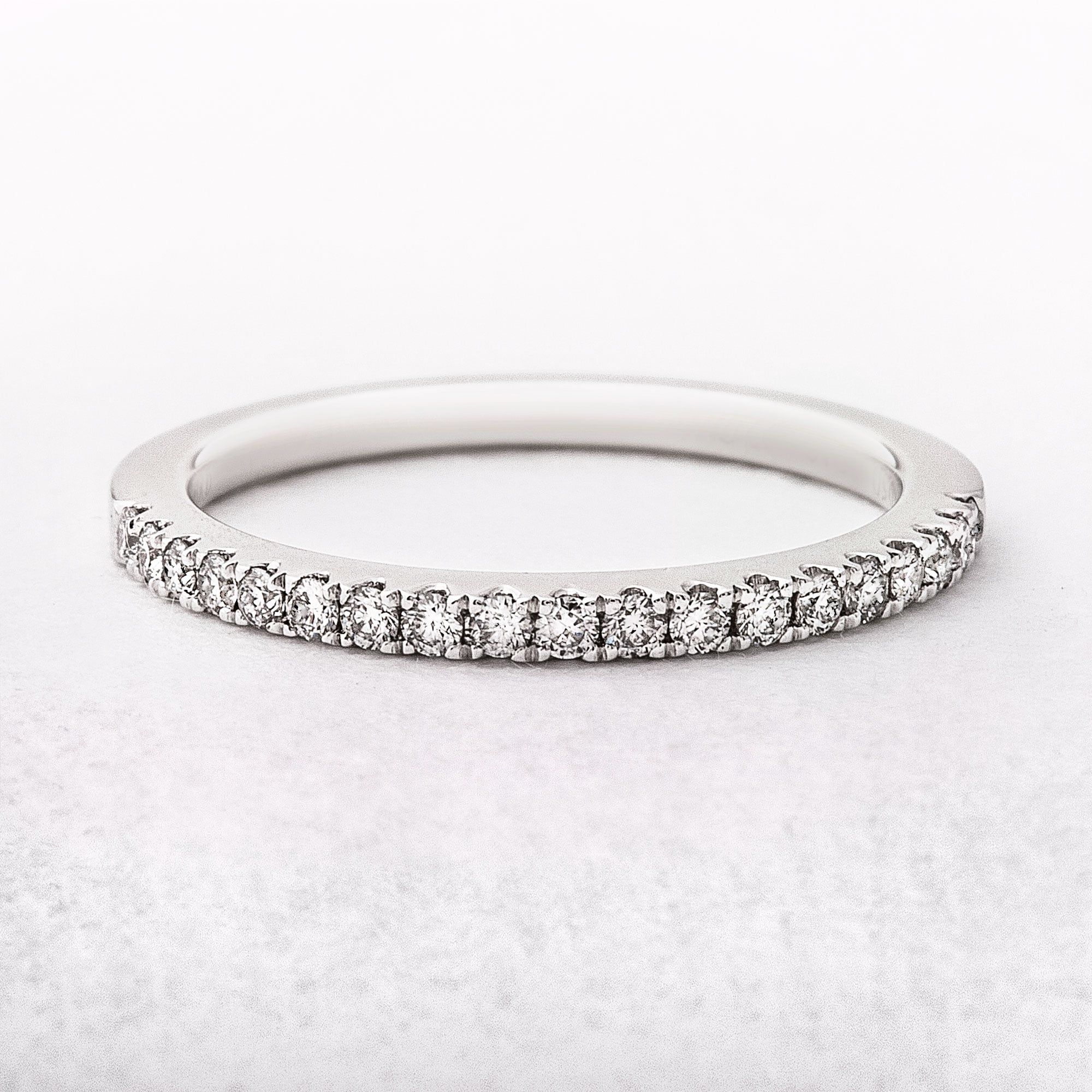 0.22ct Fvs Castelle Set Natural Diamond Wedding Band In Platinum