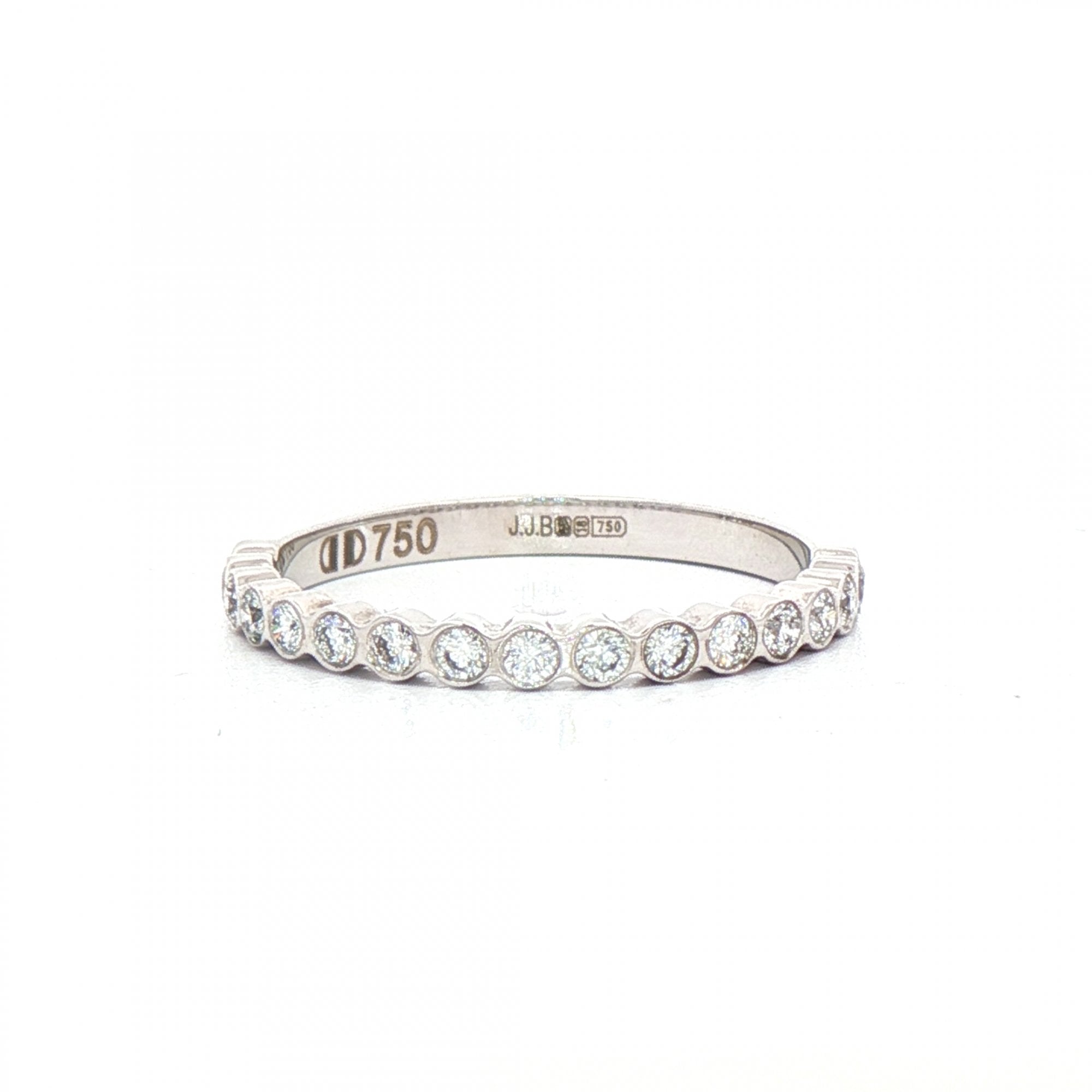 0.23ct 2mm Ladies 15 Stone Natural Diamond Wedding Band In 18ct White Gold
