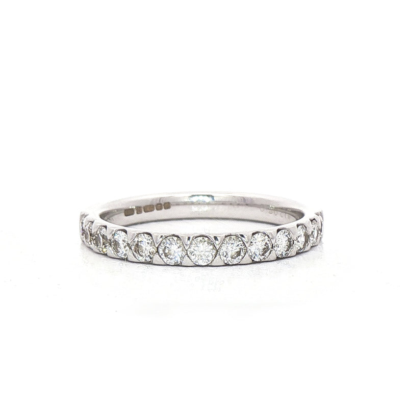 0.50ct Fvs 2.5mm Natural Diamond Wedding Band In 18ct White Gold