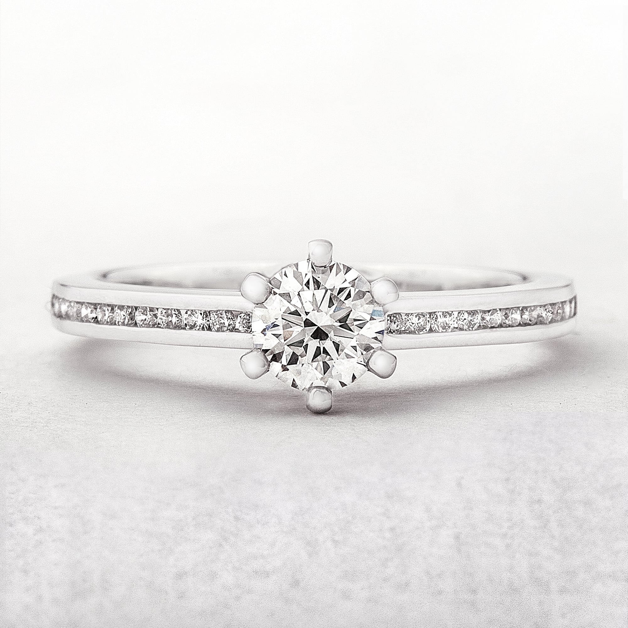 0.61ct G VS1 Round Natural Diamond Solitaire Channel Set Shoulders 18ct White Gold Engagement Ring