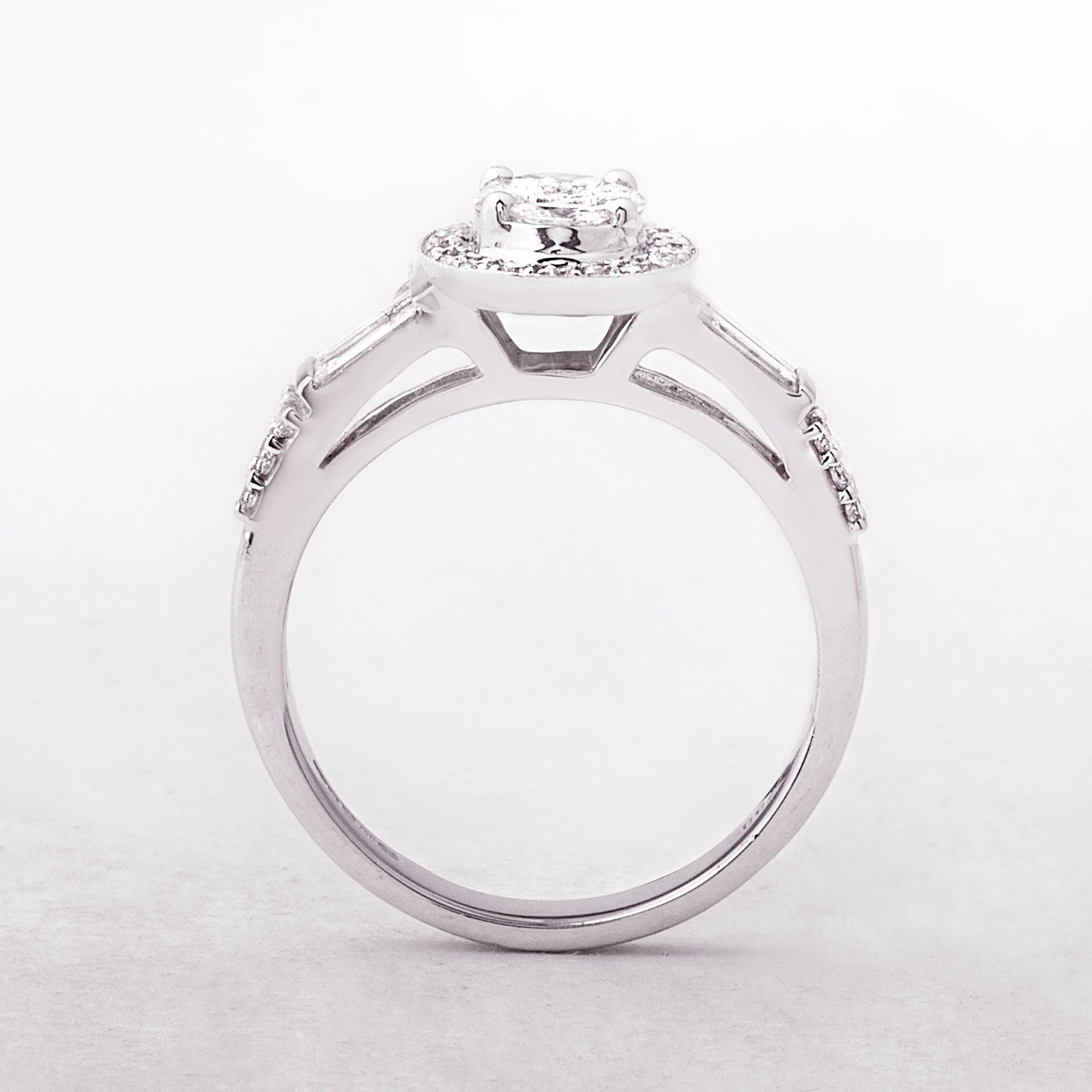 0.77ct F vs Natural Diamond Oval Shape Cluster With Baguette & Round Shoulders In 18ct White Gold