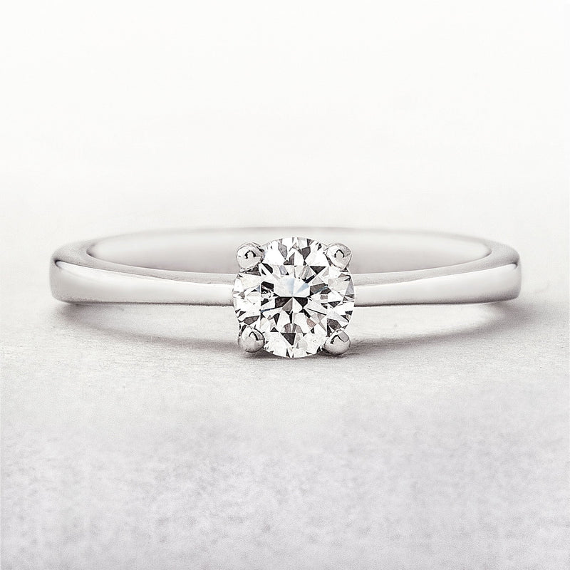 0.80ct F Si2 GIA Certified Solitaire Natural Diamond Engagement Ring Set in 18ct White Gold