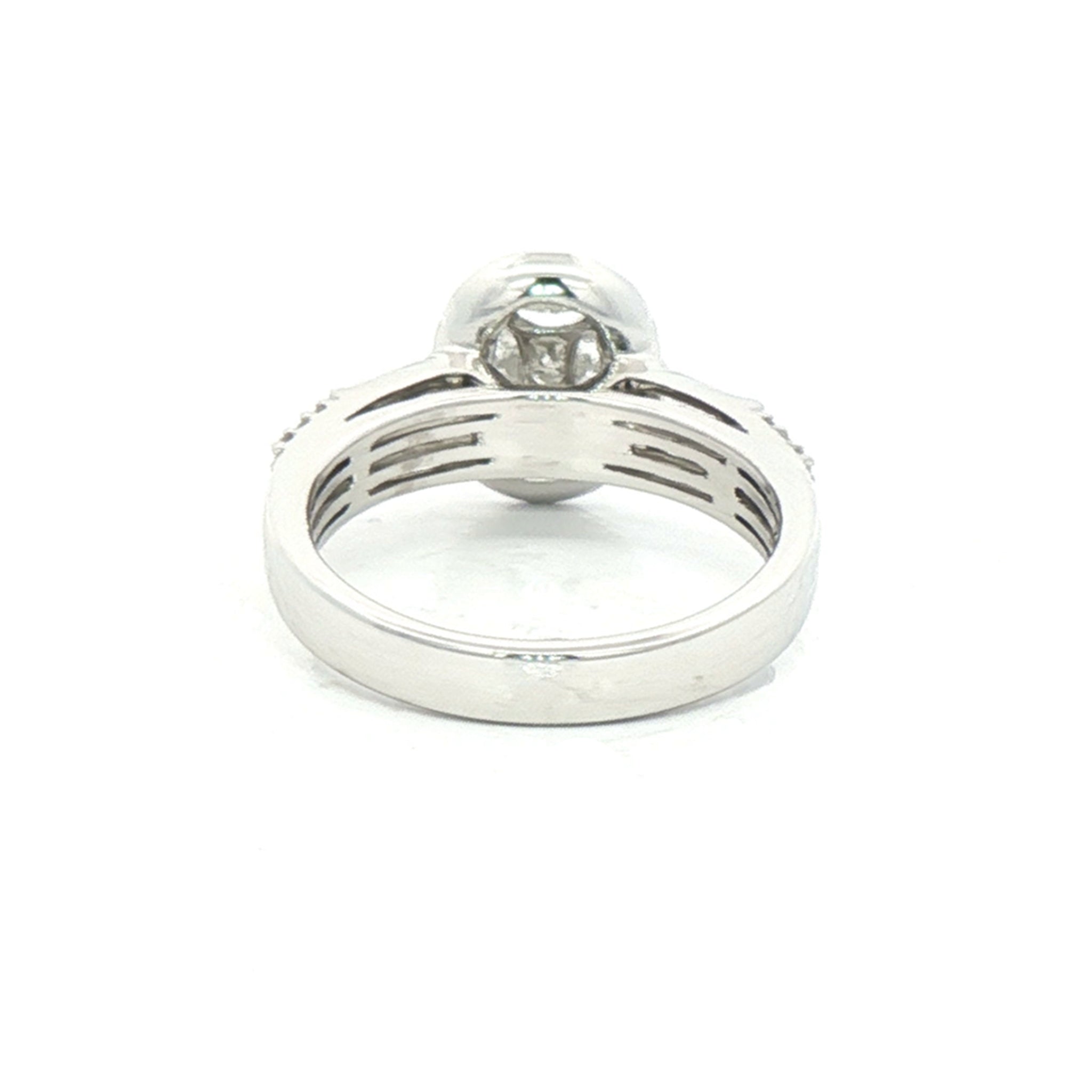 0.77ct F vs Natural Diamond Oval Shape Cluster With Baguette & Round Shoulders In 18ct White Gold