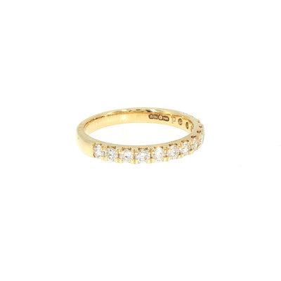 Ladies 2.5mm Castelle Set Natural Wedding Band In 18ct Yellow Gold