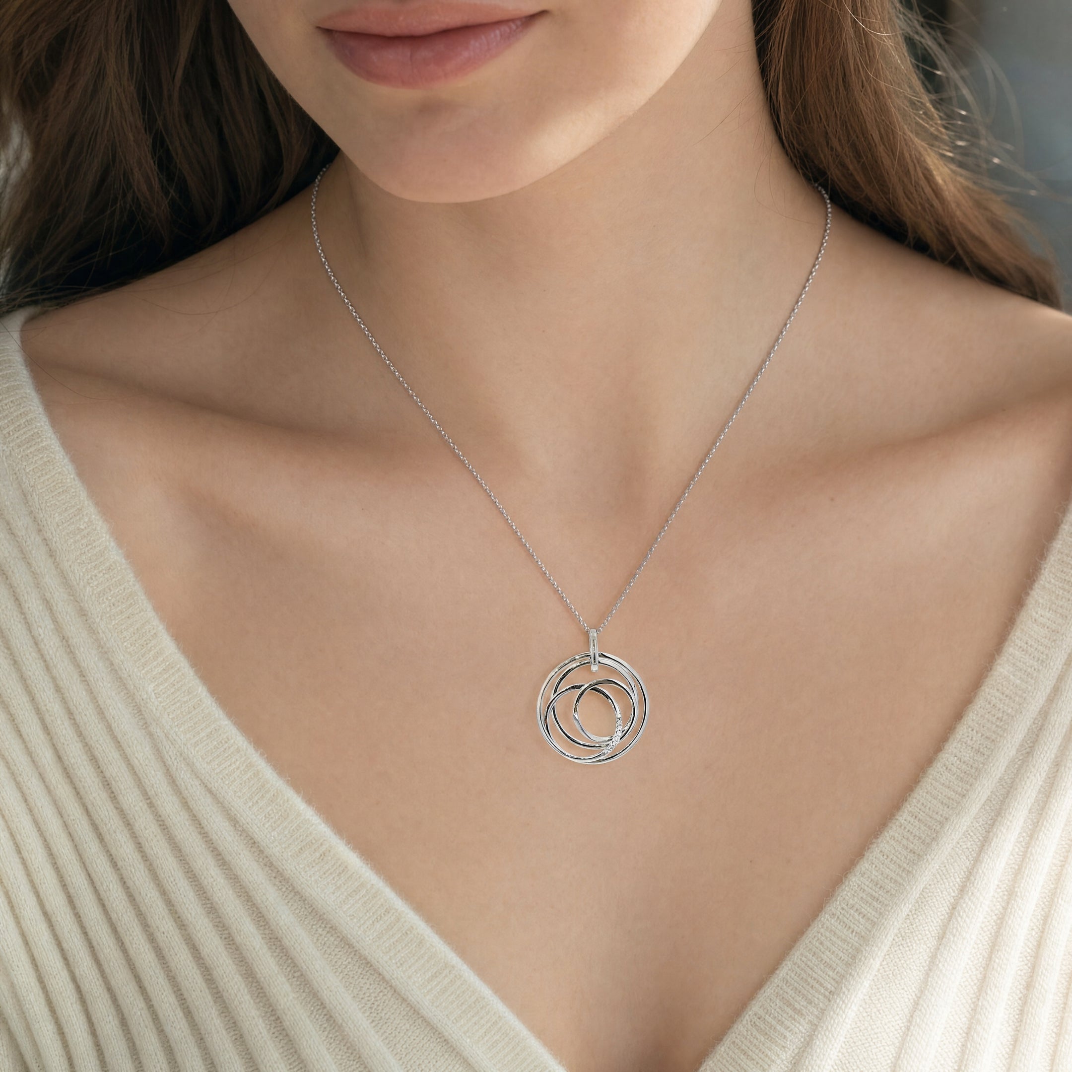 0.04cy Natural Diamond Intertwined Circle Set Pendant in 9ct White Gold