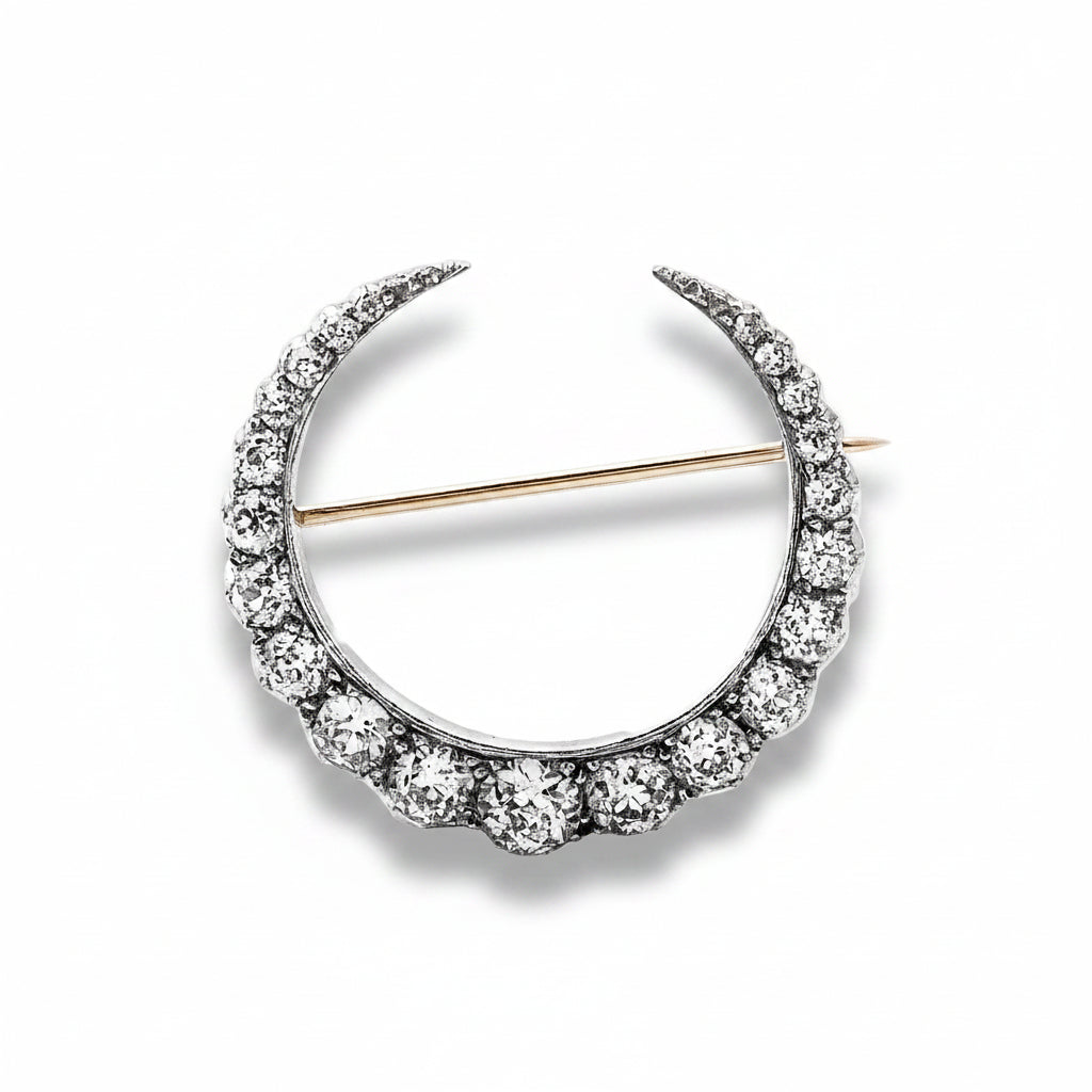 18ct Gold & Silver 5.00ct Natural Diamond Crescent Moon Shape Brooch