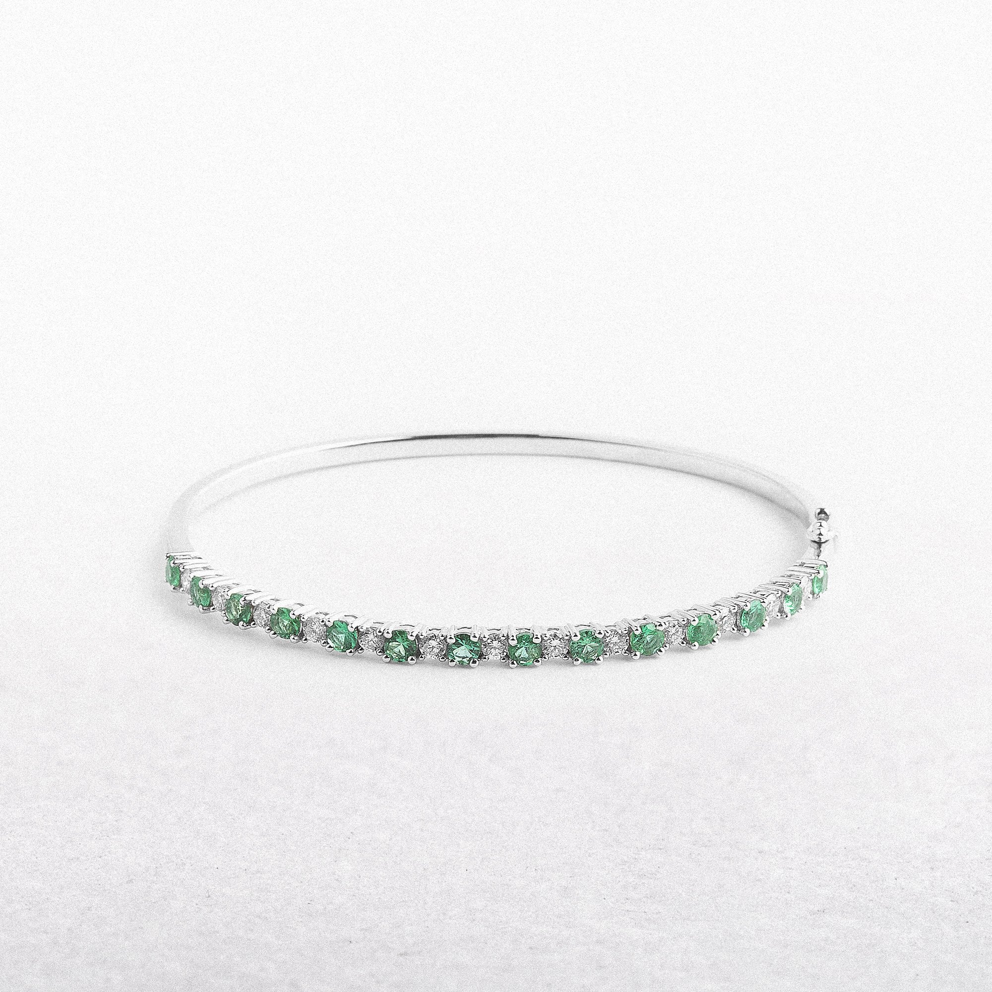 18ct White Gold Emerald and Natural Diamond Bangle