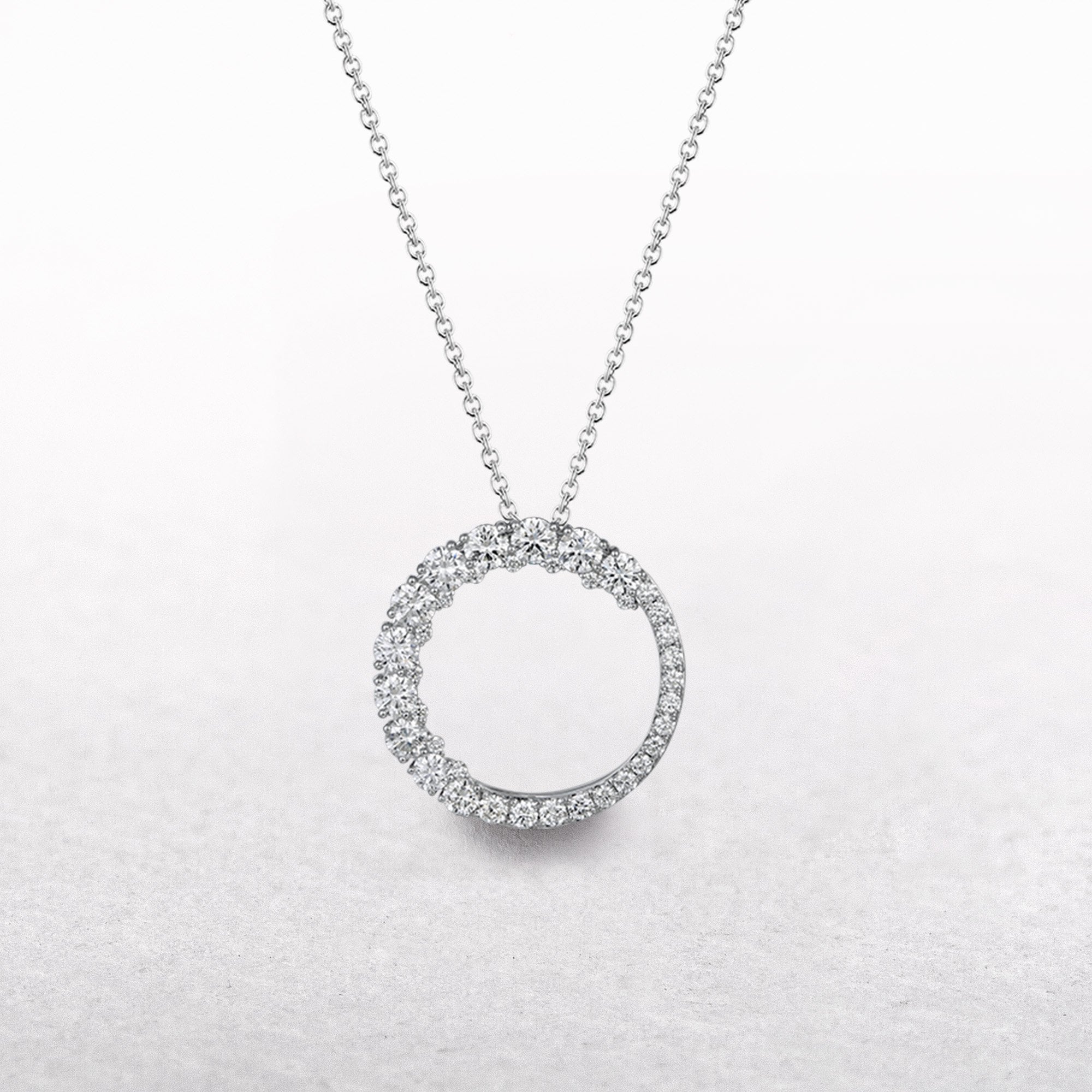 18ct White Gold Graduated Natural Diamond Circle Pendant 1.38ct