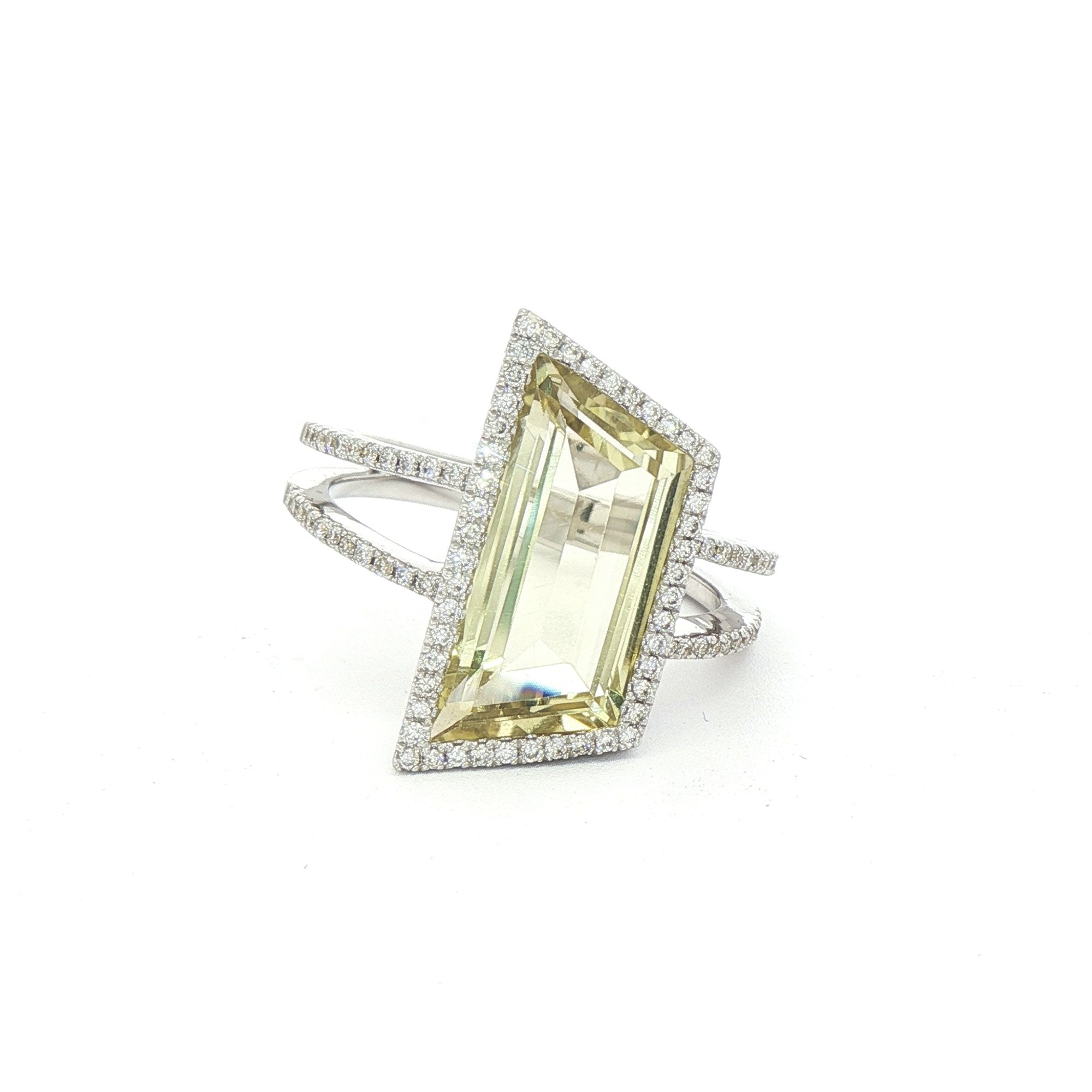 18ct White Gold Lemon Quarts Dress Ring with Natural Diamonds