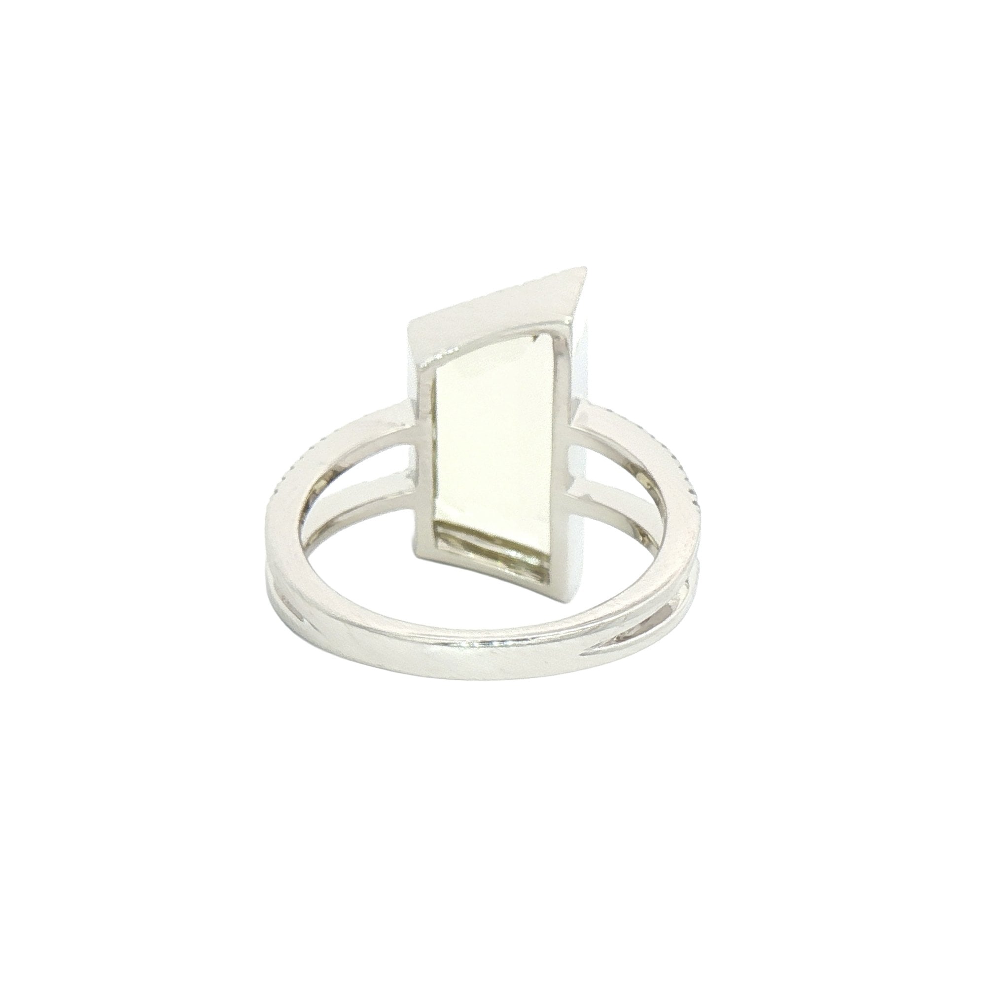 18ct White Gold Lemon Quarts Dress Ring with Natural Diamonds