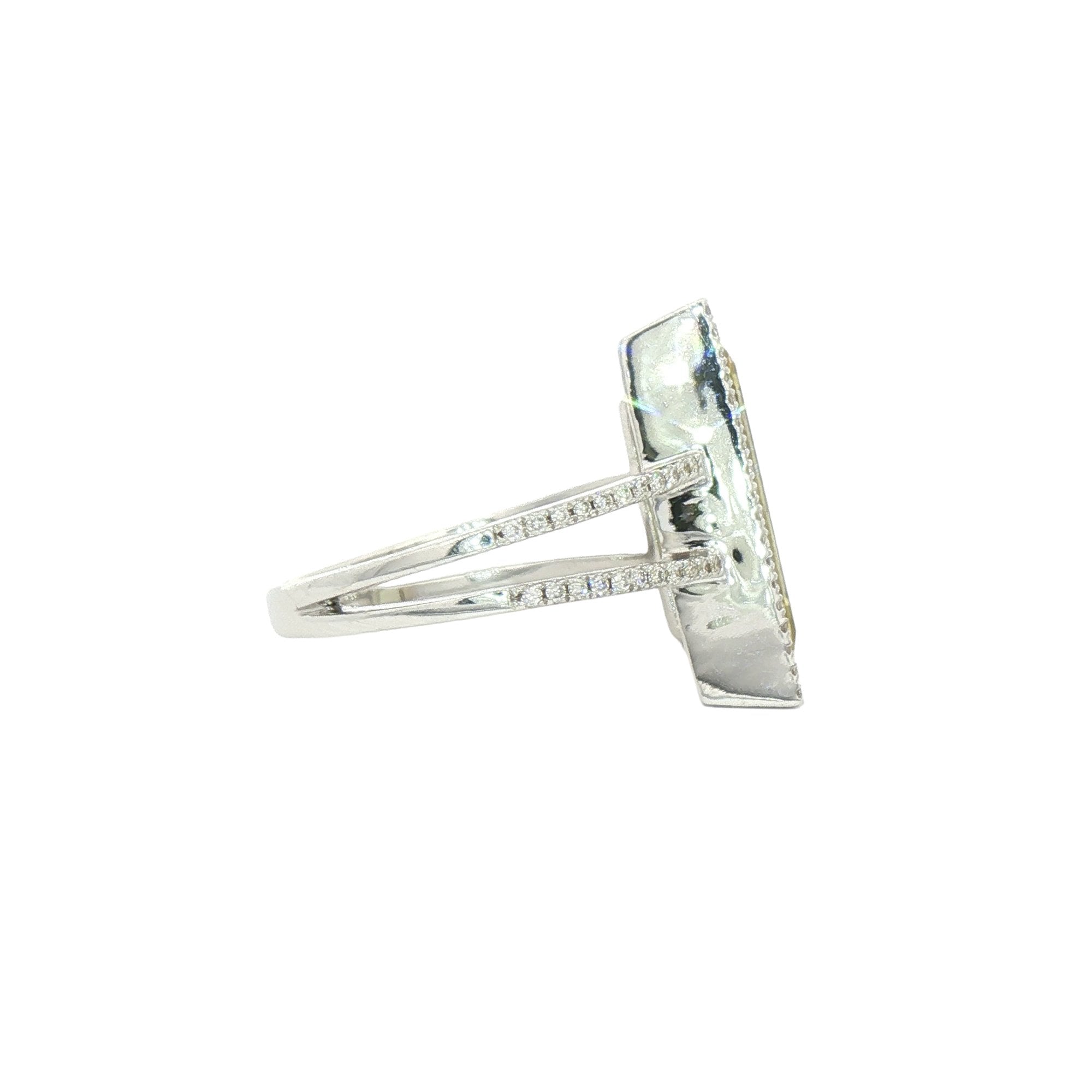 18ct White Gold Lemon Quarts Dress Ring with Natural Diamonds