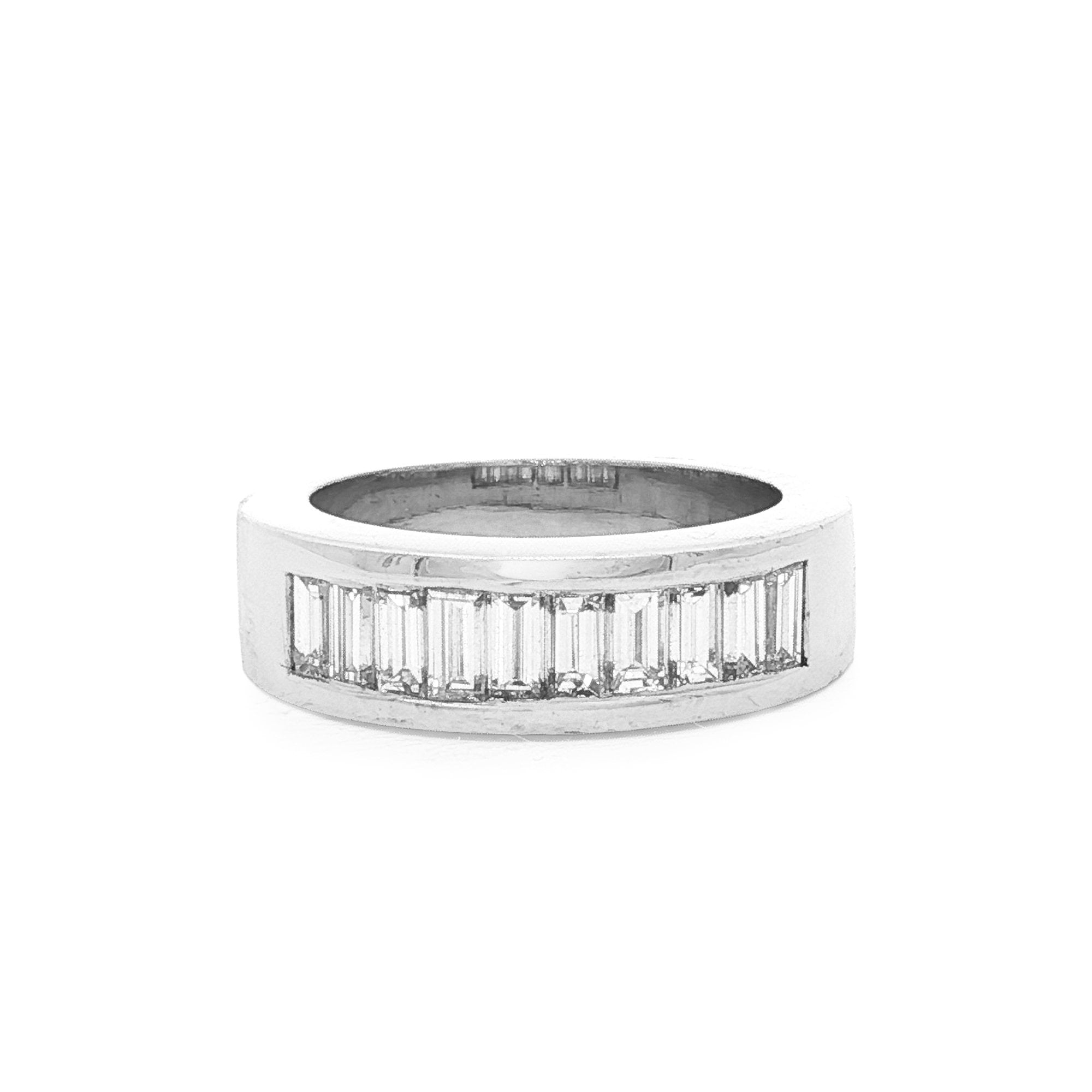 18ct White Gold Natural Diamond Baguette Cut Channel Style Dress Ring