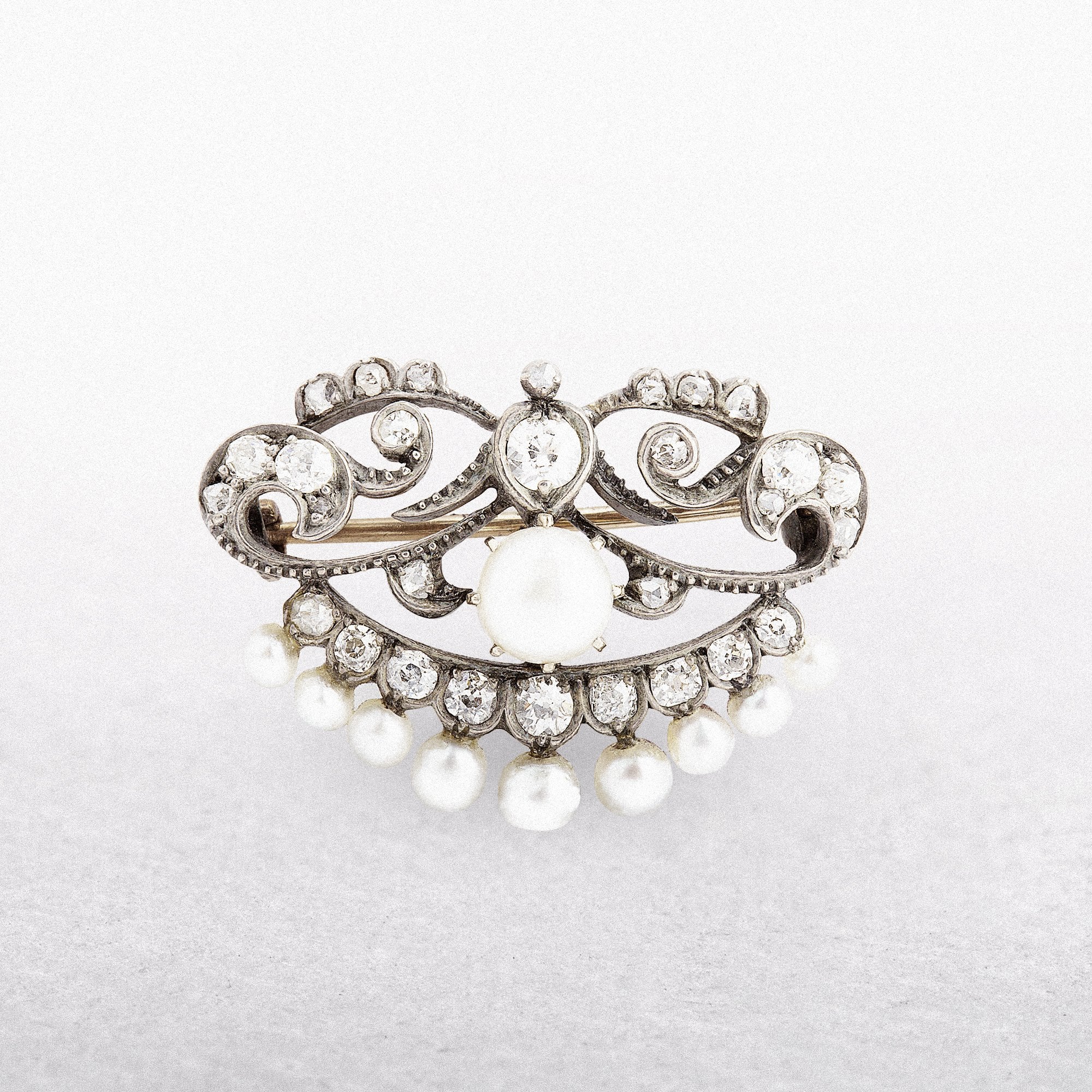 18ct White Gold Pearl and Diamond Victorian Brooch