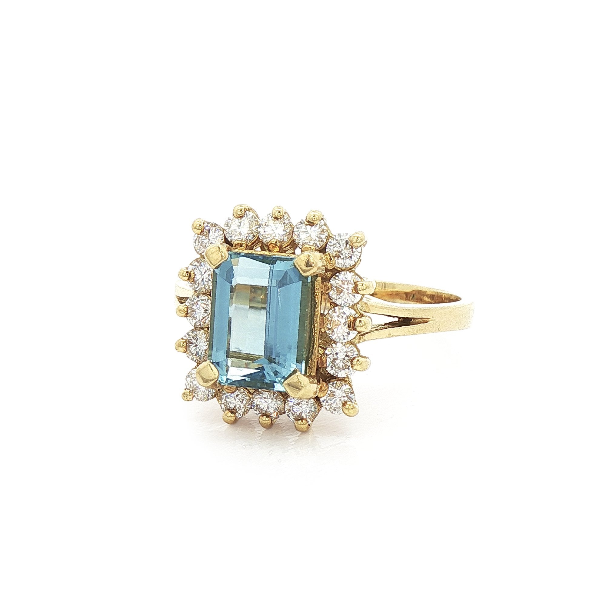 18ct Yellow Gold Aquamarine & Natural Diamond Cluster Ring