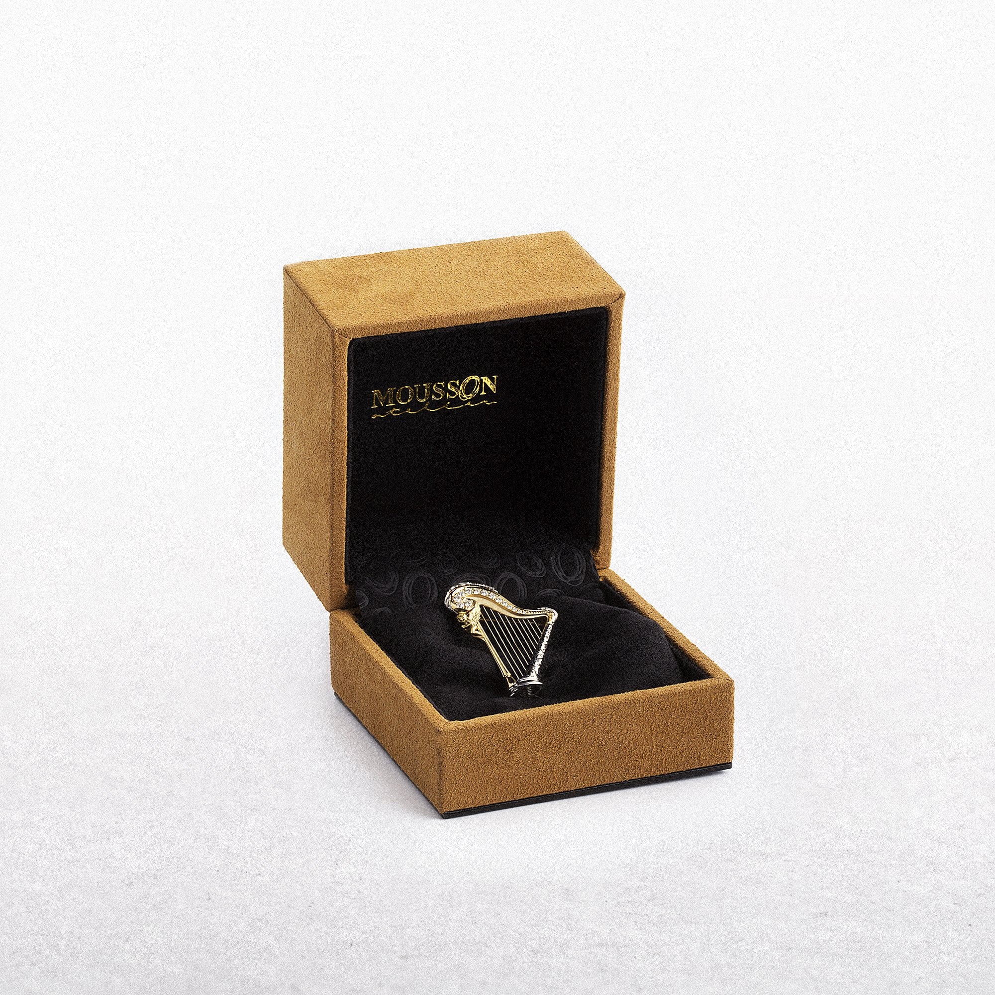 18ct Yellow Gold & Enamel Natural Diamond Harp Brooch