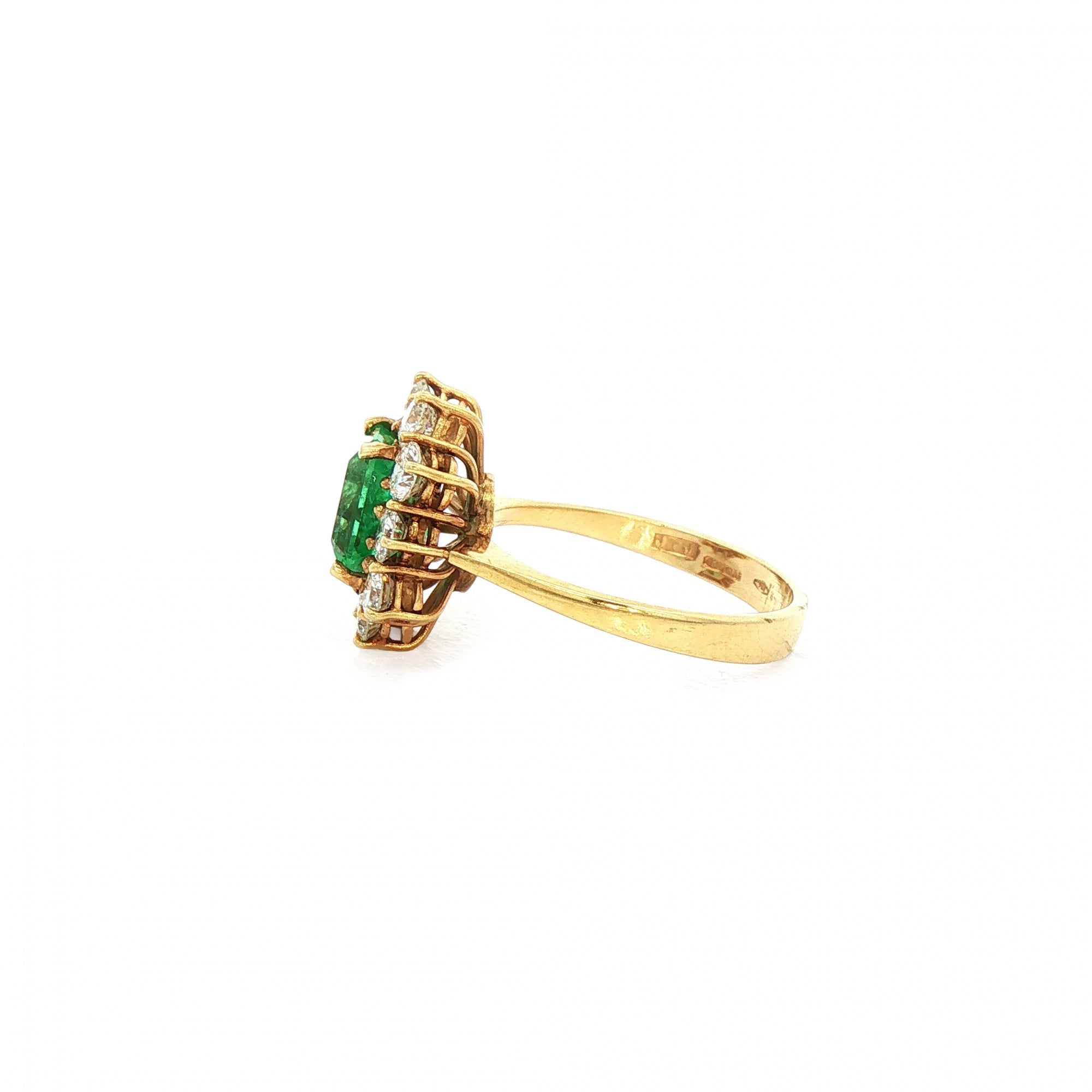 2.30ct Emerald & 1.50ct Natural Diamond Cluster Ring in 18ct Yellow Gold