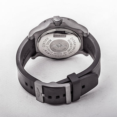 2012 Gents Breitling Avenger Seawolf Watch Certified with Box