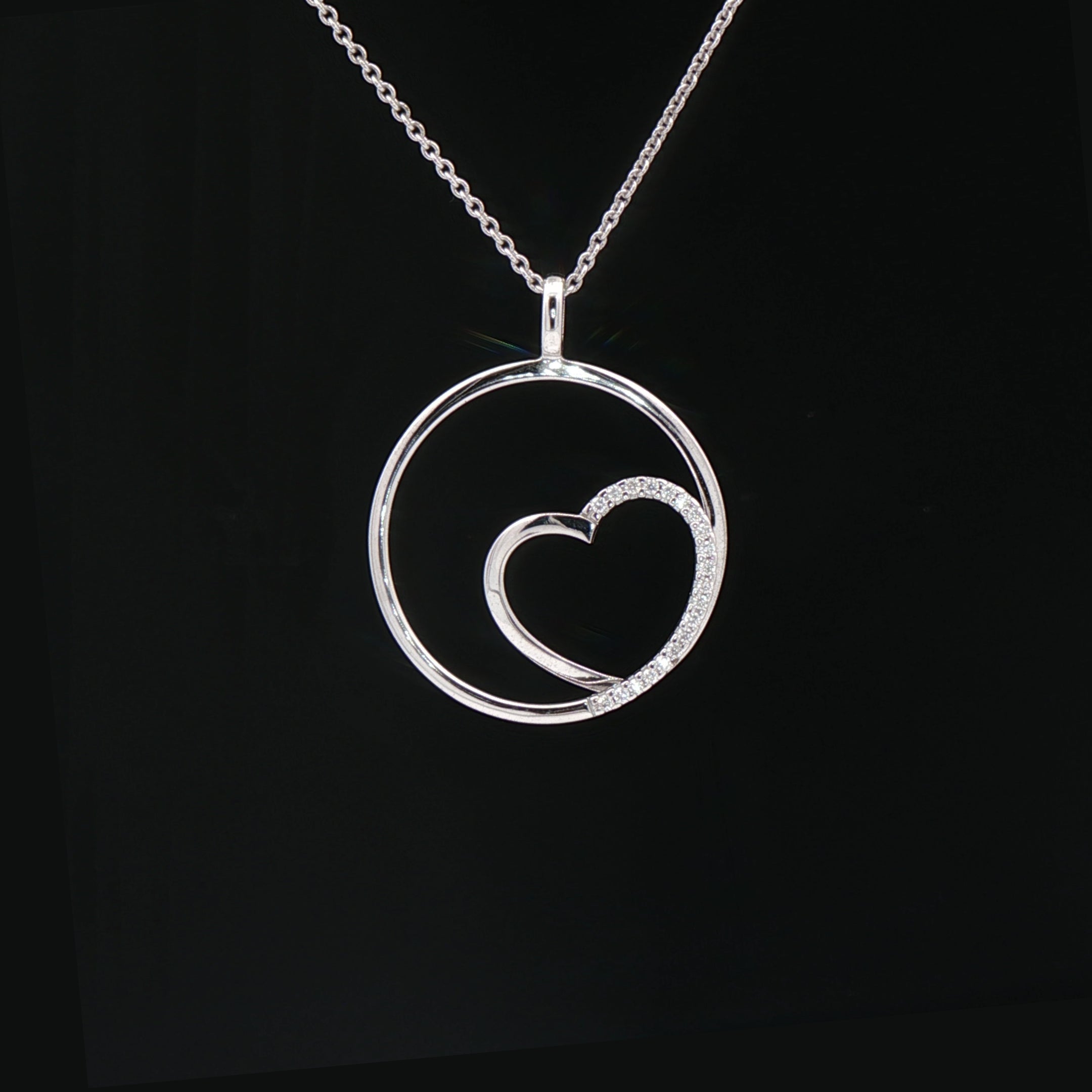 Round Shaped Natural Diamond Heart Pendant in 9ct White Gold