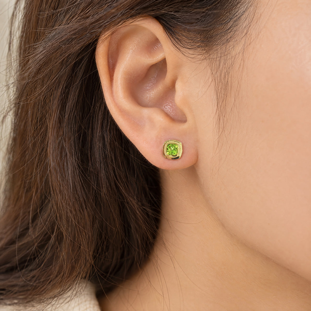 Peridot Princess Cut Stud Earrings in 9ct Yellow Gold