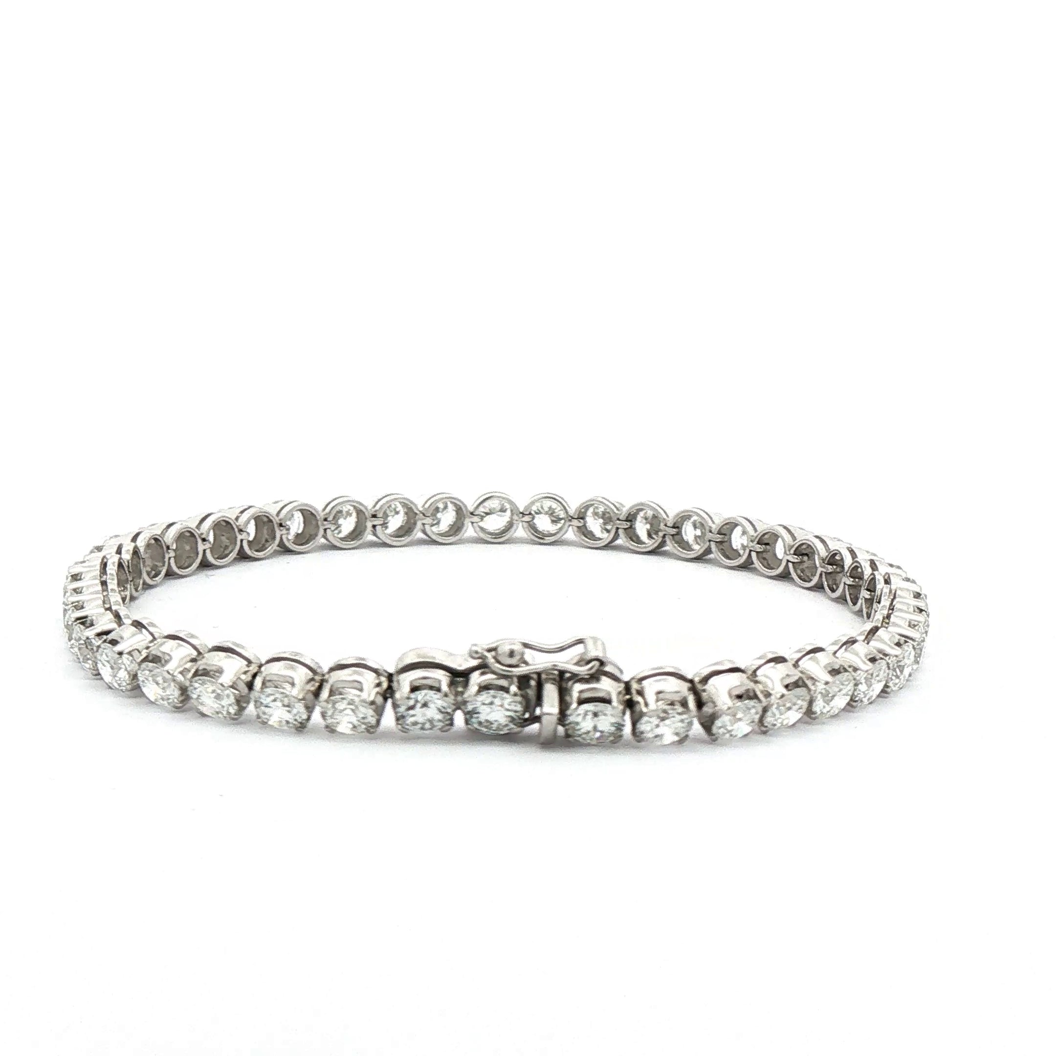 8.00ct F VS Heinz Mayer Natural Line Diamond Barcelet set in 18ct White Gold