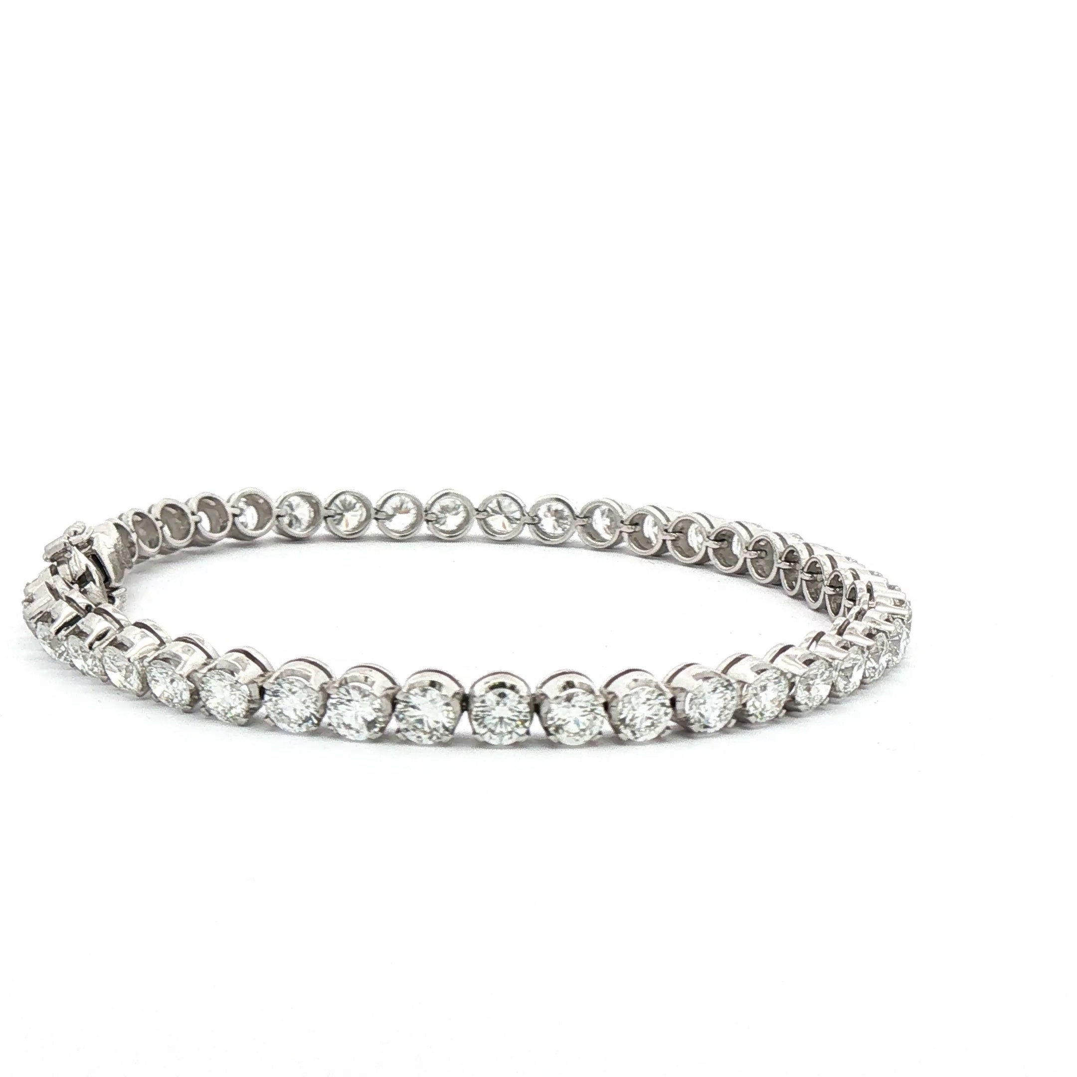 8.00ct F VS Heinz Mayer Natural Line Diamond Barcelet set in 18ct White Gold