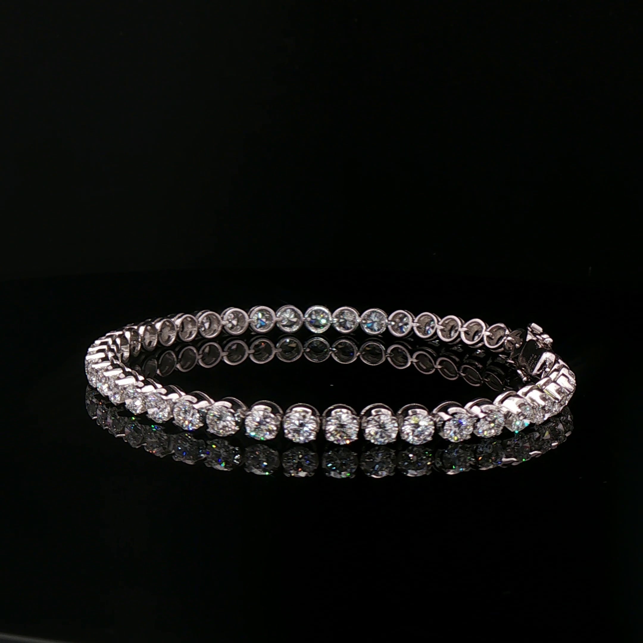 8.00ct F VS Heinz Mayer Natural Line Diamond Barcelet set in 18ct White Gold