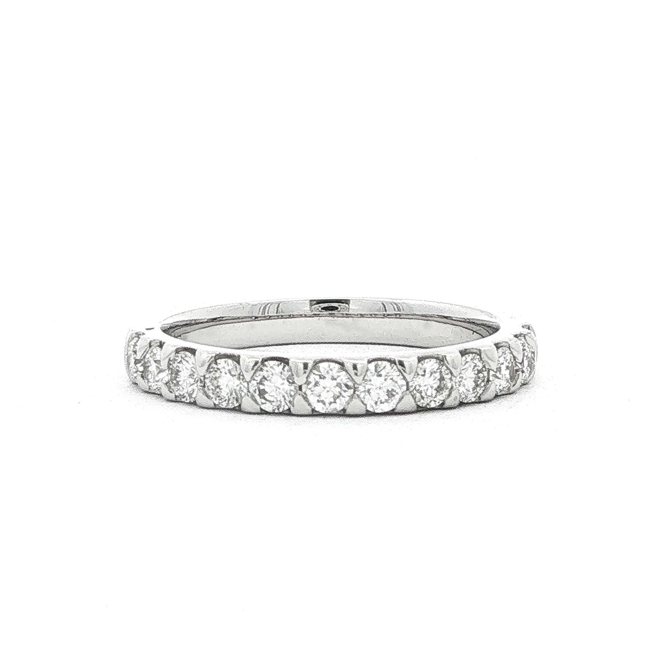 0.74ct F vs 18ct white gold Castelle Set diamond wedding band