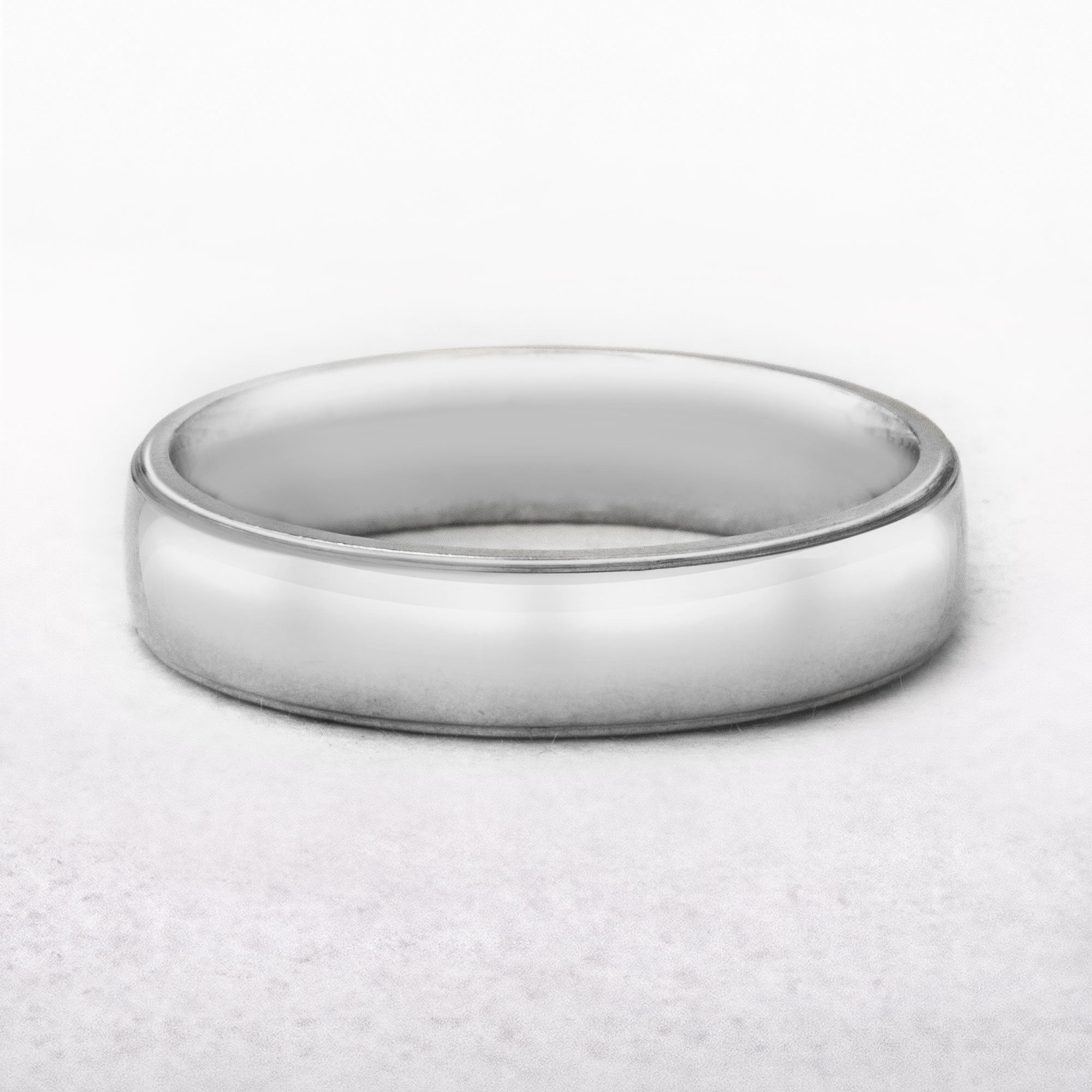 5mm Gents Edged Wedding Band In 9ct White Gold
