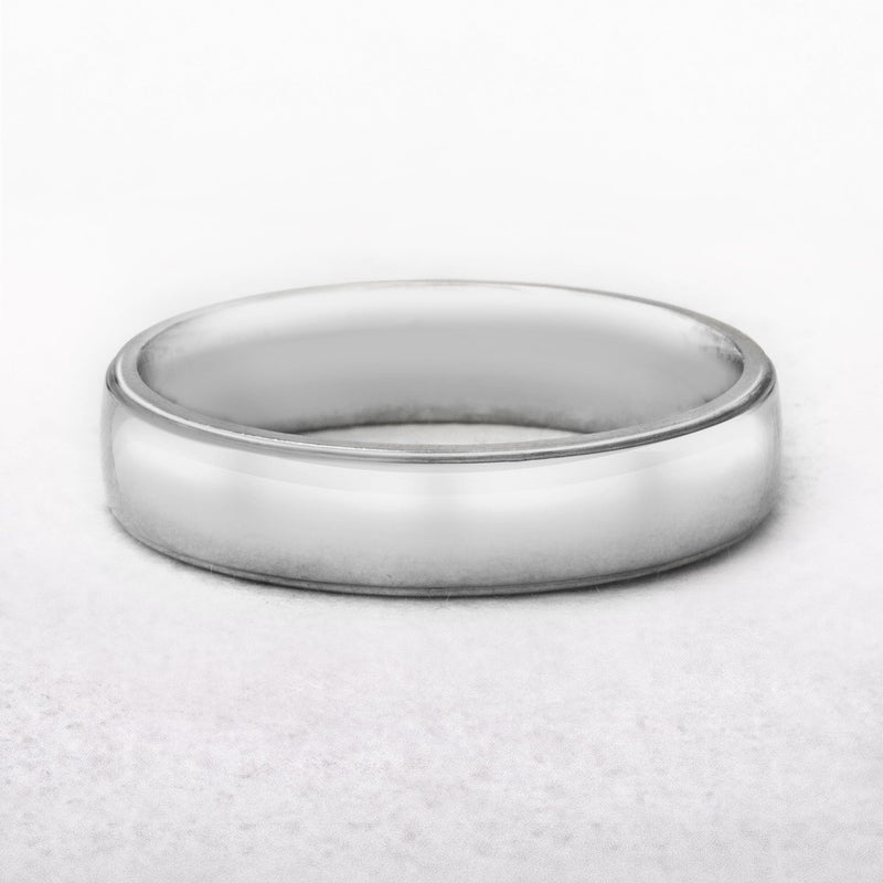 5mm Gents Edged Wedding Band In 9ct White Gold