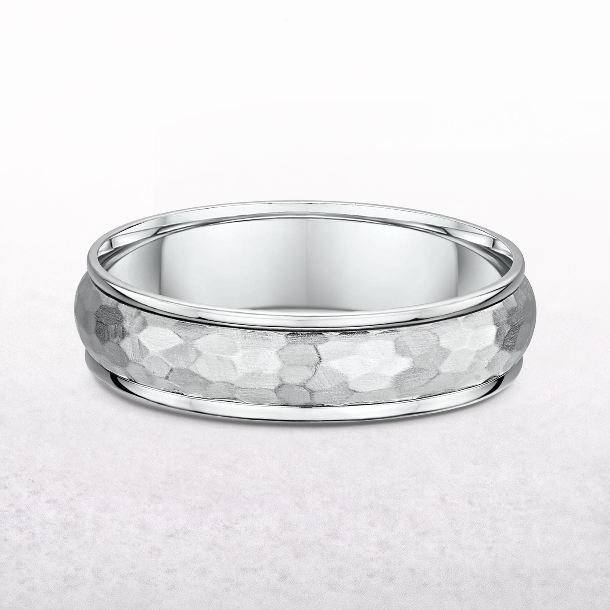 5mm Hammered Centre & Polished Edge Gents Wedding Band In 9ct White Gold