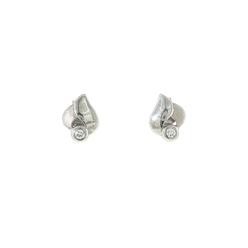 Heart-Shaped Natural Diamond Stud Earrings in 9ct White Gold