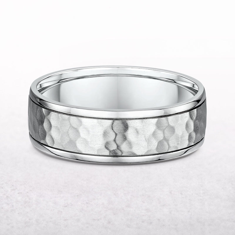 7mm Hammered Texture Centre & Polished Edge Gents In 9ct White Gold