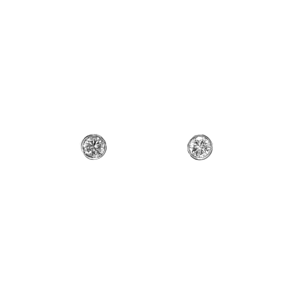 Natural Diamond Stud Earrings in White Gold