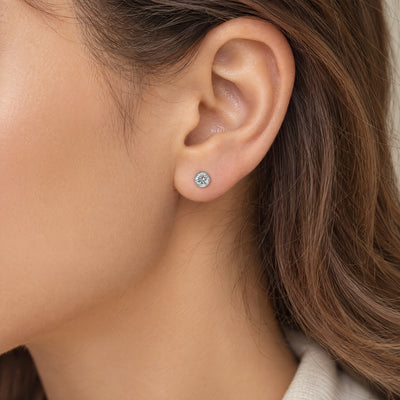 Natural Diamond Stud Earrings in White Gold