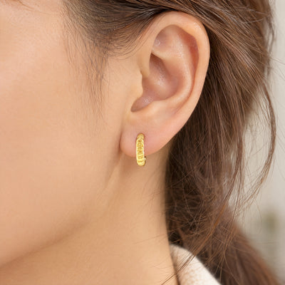 Scalloped Hoop Earrings in 18ct Yellow Gold