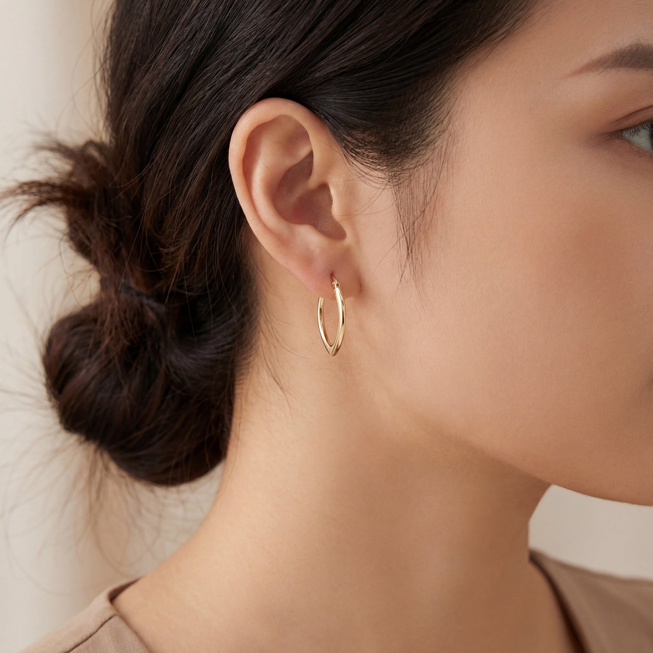 Plain Medium Flat Square Hoop Earring in 9ct Yellow Gold
