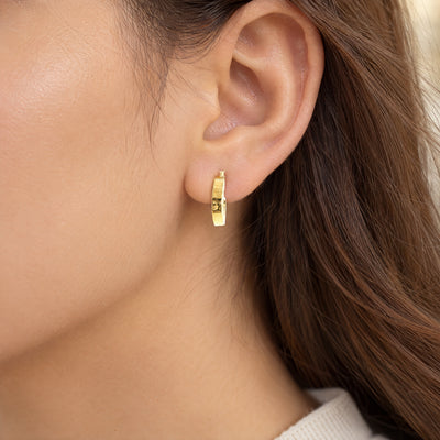 Medium Half Hoop Earrings in 9ct Gold