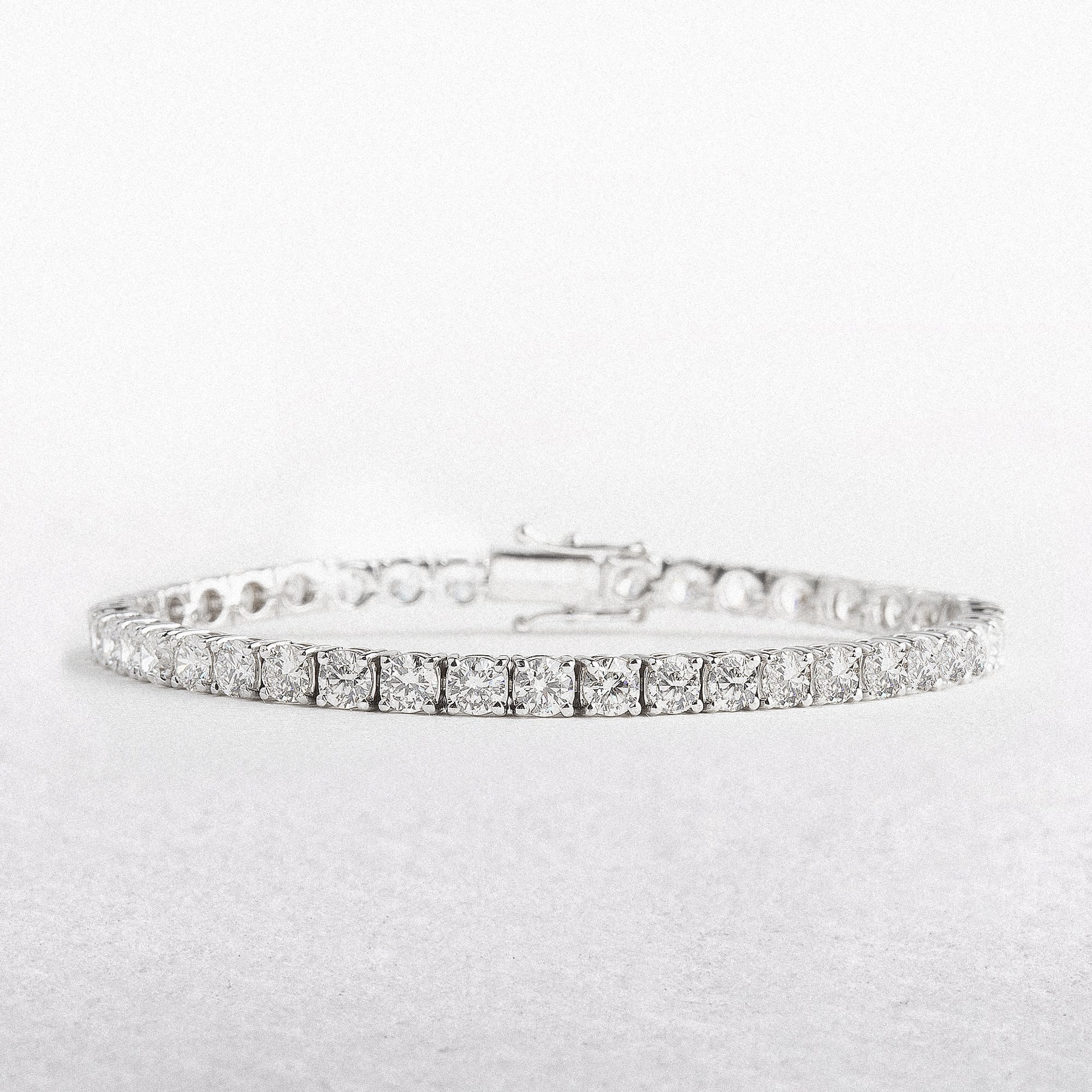 8ct F Si1 Natural Diamond Line Bracelet in 18ct White Gold