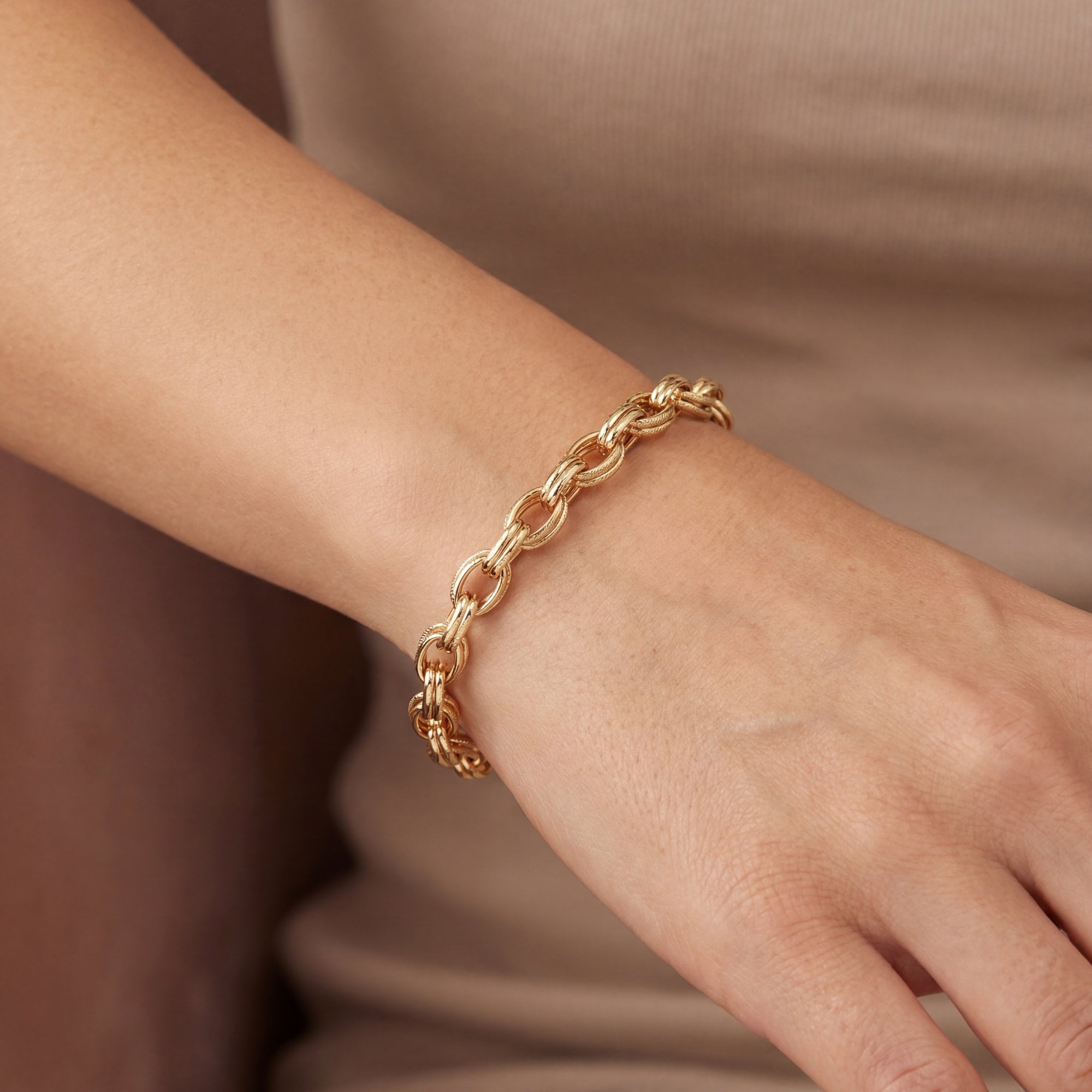 9ct Double Oval Link Fancy Bracelet