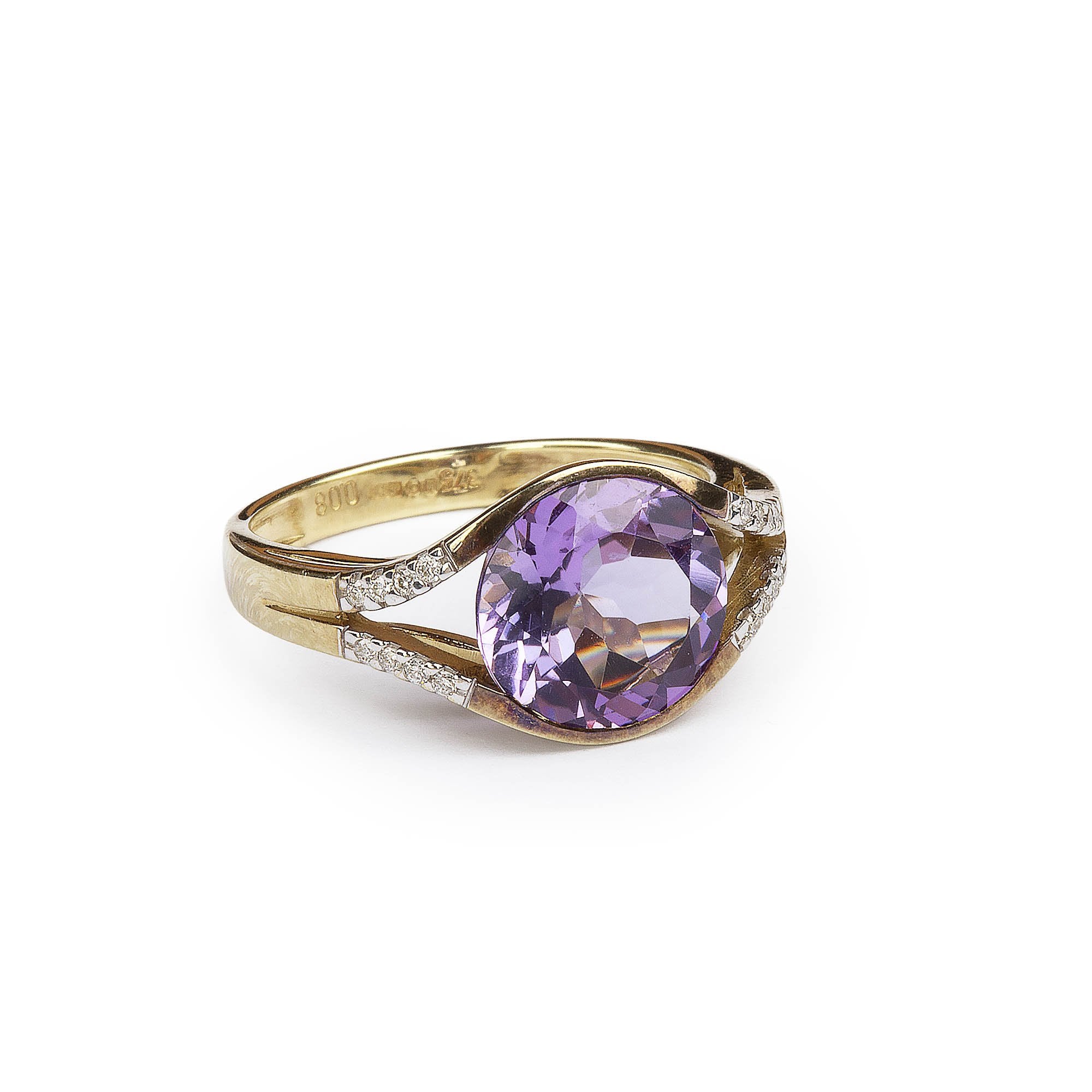 9ct Gold Amethyst & Diamond Dress Ring