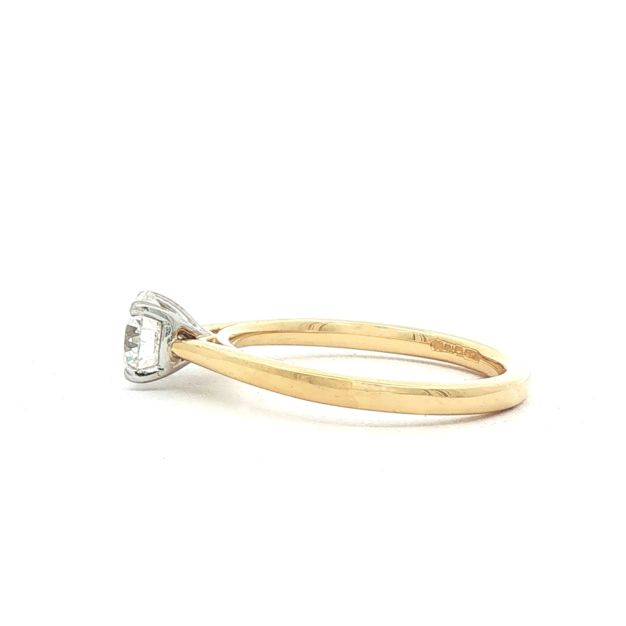 0.70ct F vs2 Certified Natural Diamond Solitaire Set in 18ct Yellow Gold