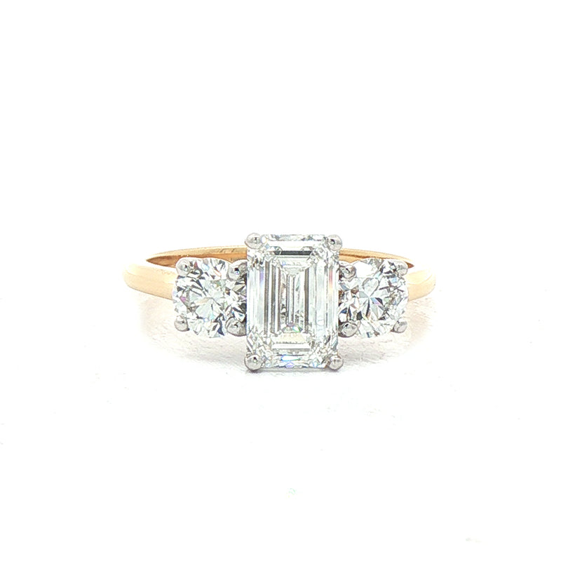 1.26ct F vvs2 Certified Natural Diamond Emerald & Brilliant Three Stone Set in 18ct Yellow Gold