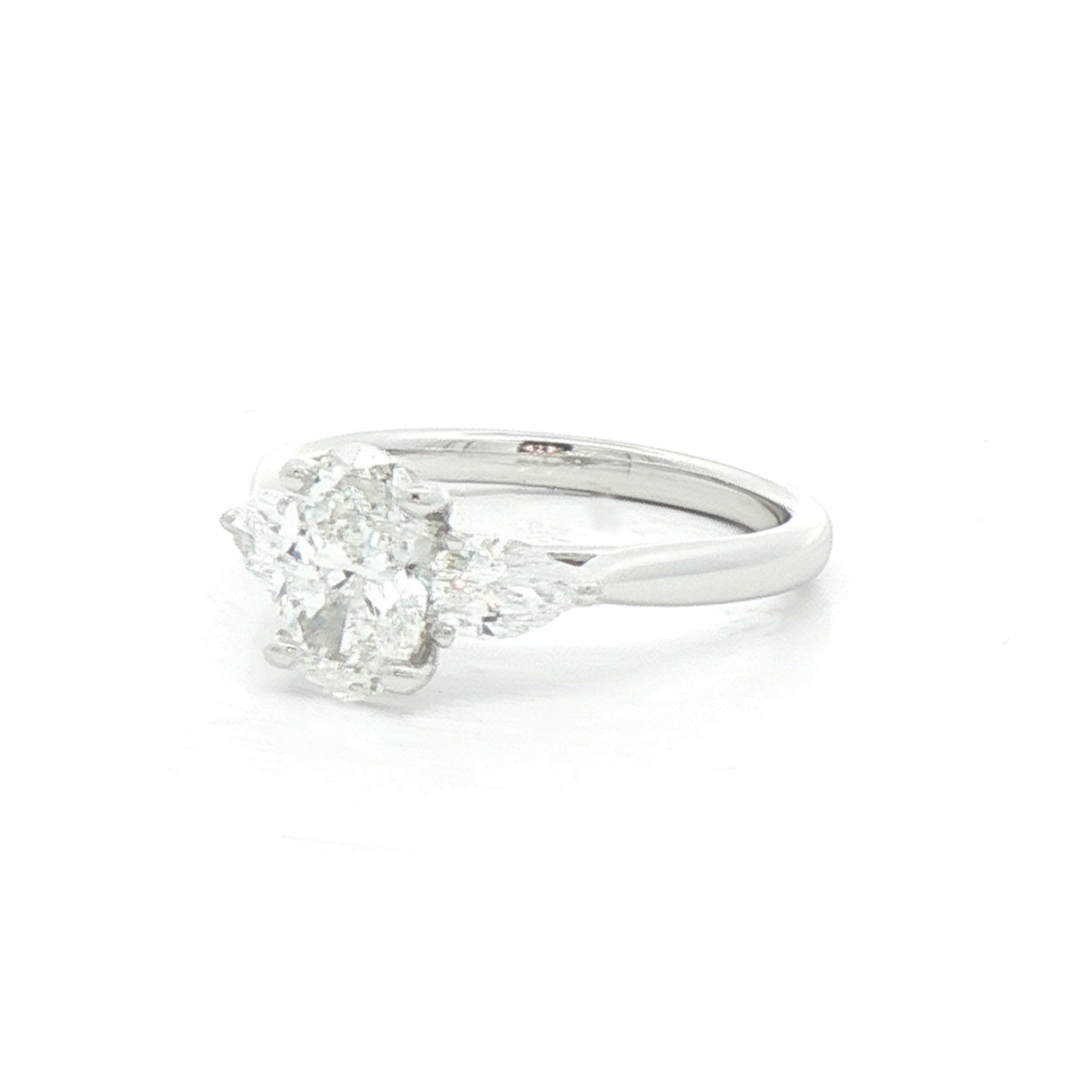 18ct White Gold 1ct E Si1 Natural Diamond Oval Solitaire & Pear Shoulders 0.43ct