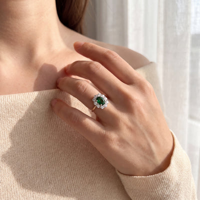 18ct Yellow Gold Oval Emerald 0.84ct & Natural Diamond 0.70ct Cluster Ring