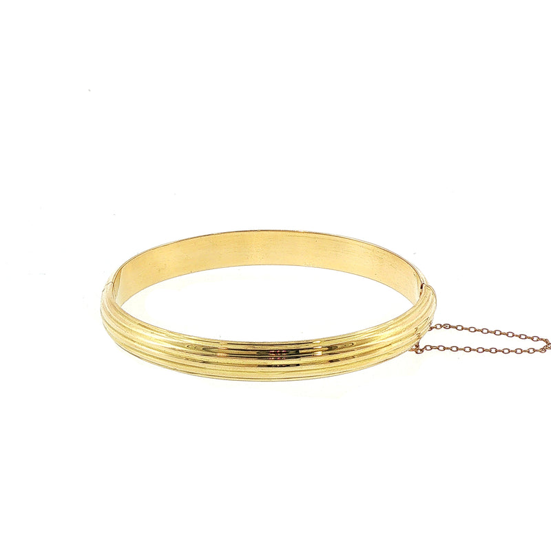 Vintage Ribbed Bangle with Safety Chain in 18ct Yellow Gold