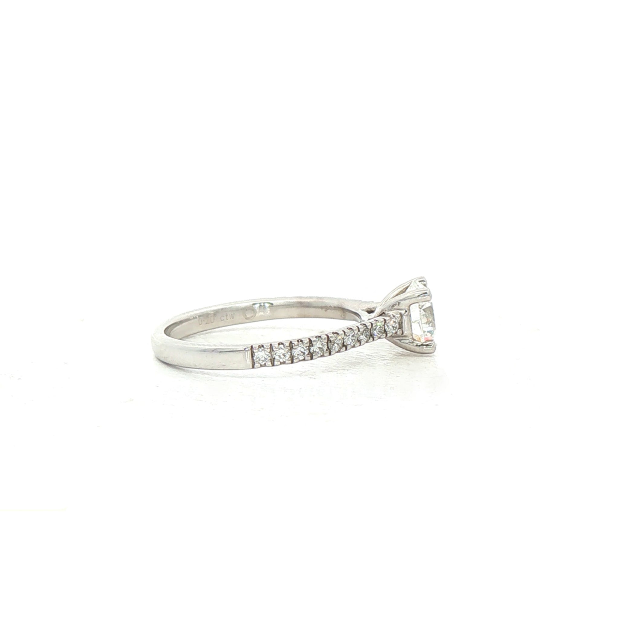 1.10ct Fvs2 Natural Diamond Solitaire Engagement Ring With Shoulder Diamonds Set In Platinum