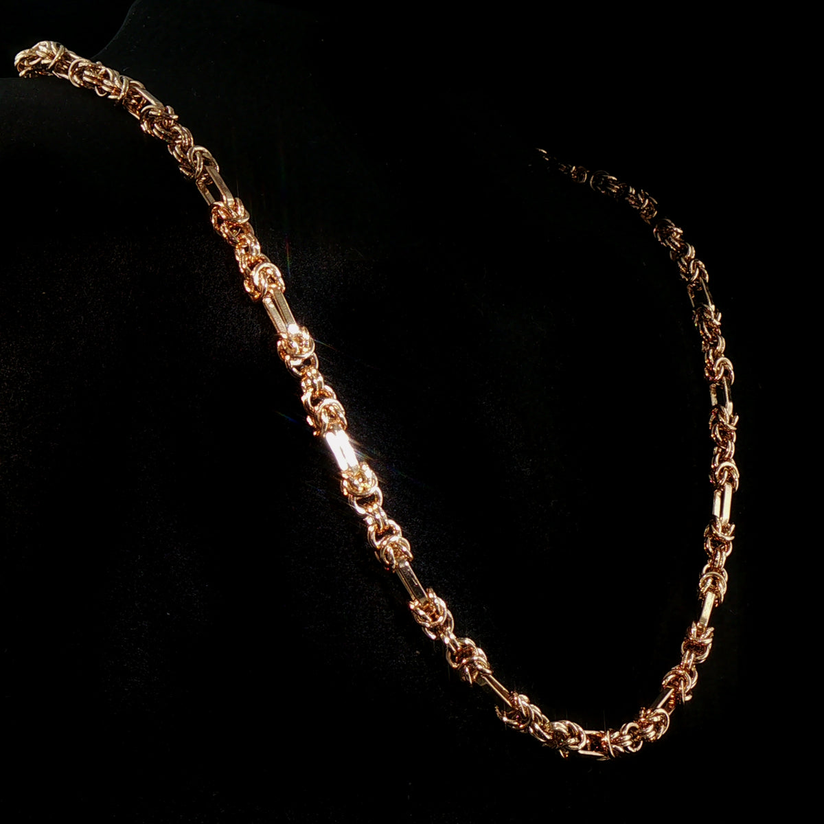 Vintage Double Knot Oval Link Chain Necklace in 9ct Yellow Gold
