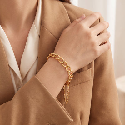 Vintage Round Curb Link Bracelet in 9ct Yellow Gold